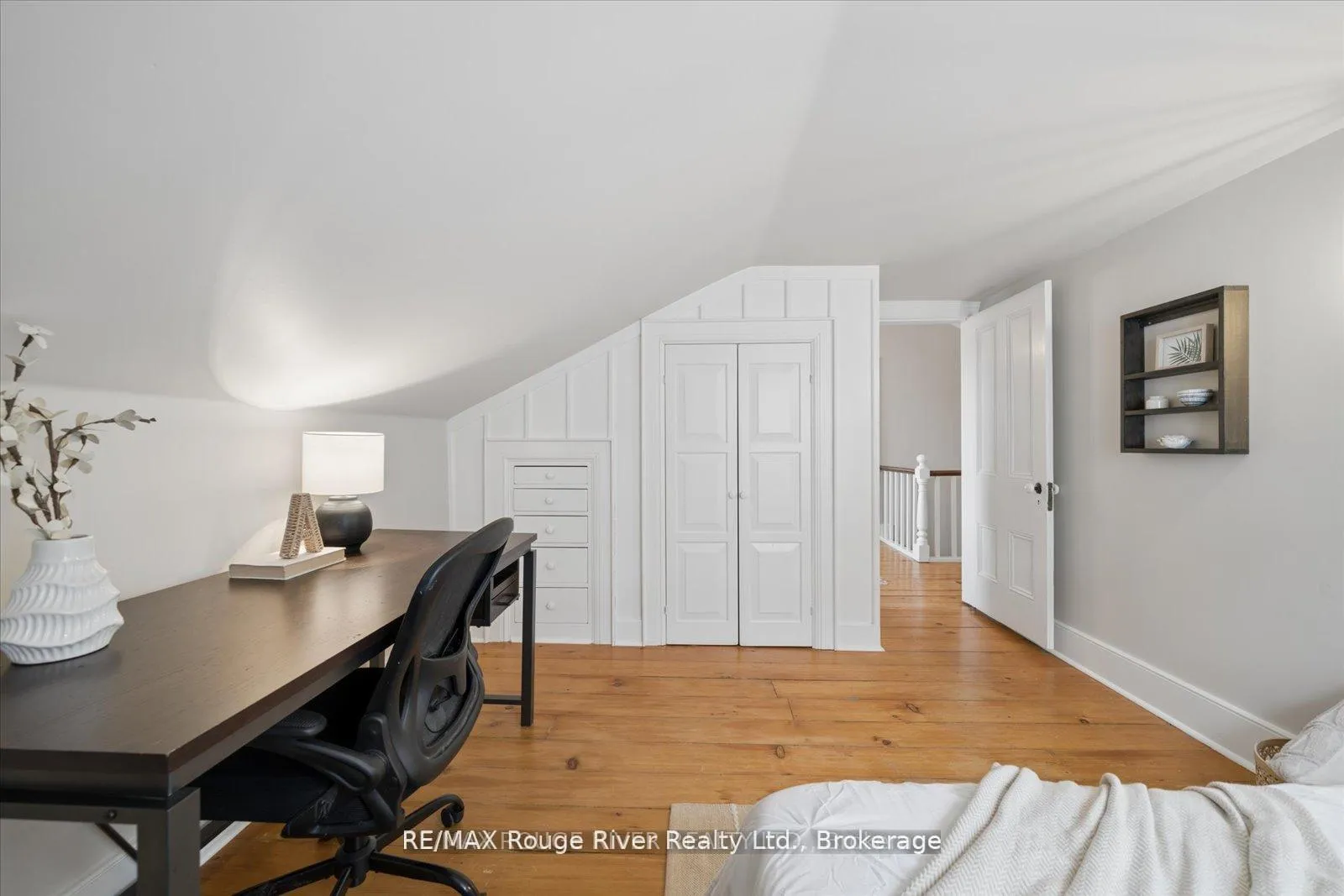 Photo 33 of 63 Downey Drive, Whitby, Brooklin — HOMEH