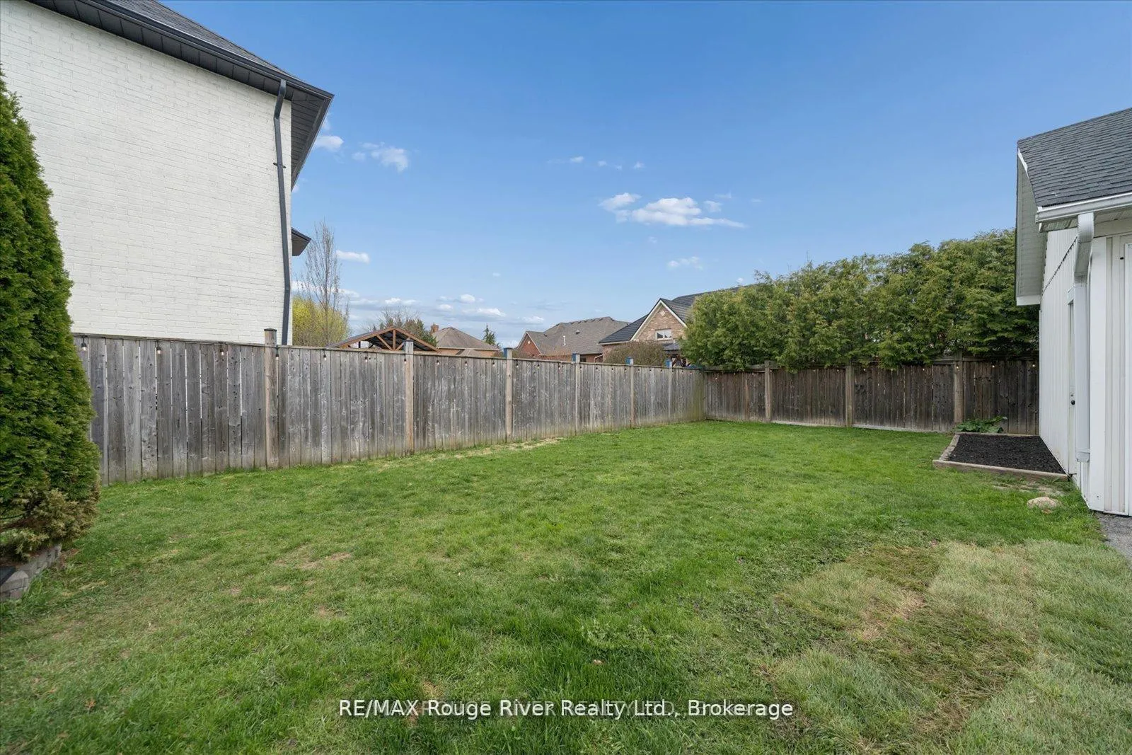 Photo 48 of 63 Downey Drive, Whitby, Brooklin — HOMEH