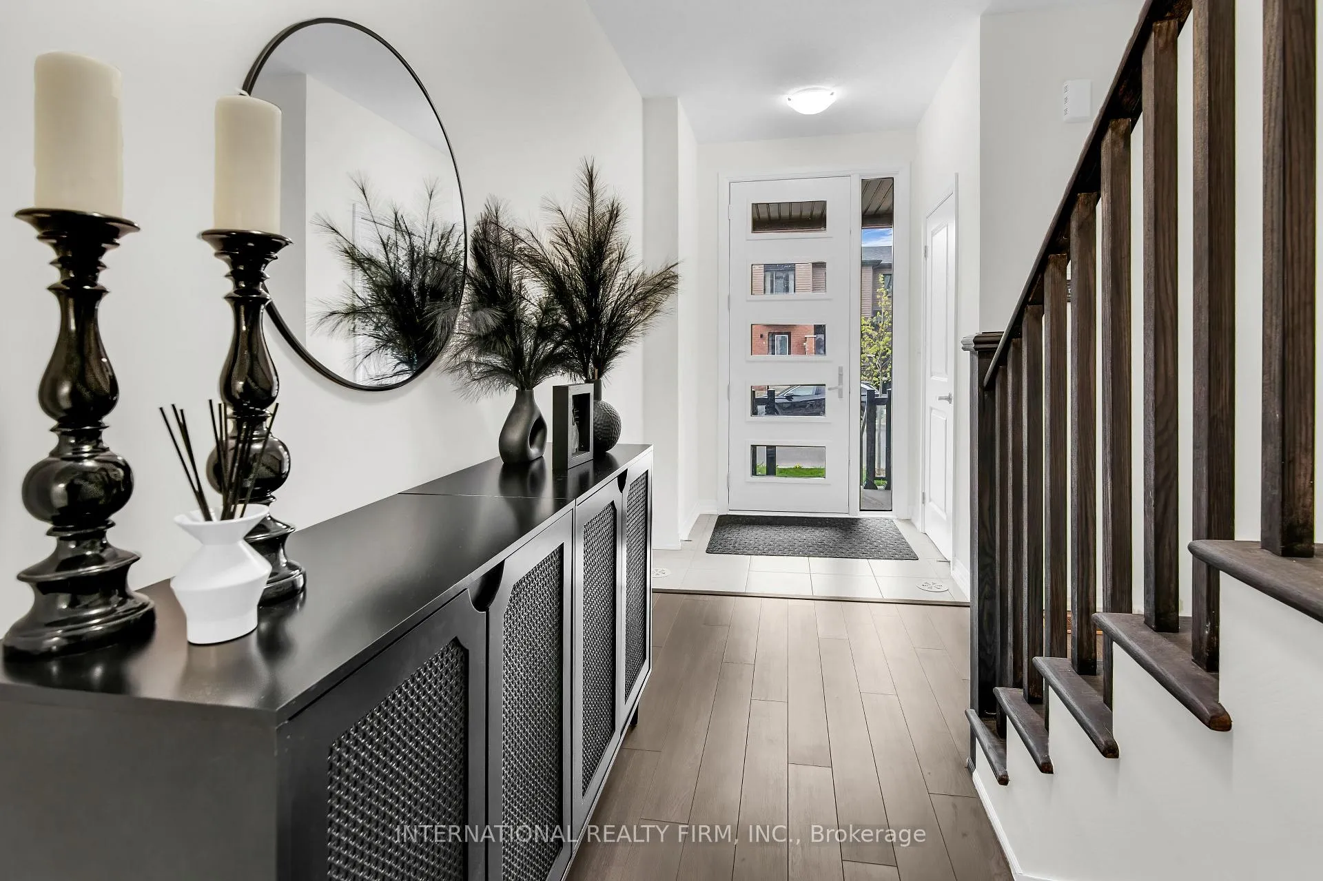 Photo 4 of 148 Turnberry Lane, Barrie, Painswick South — HOMEH