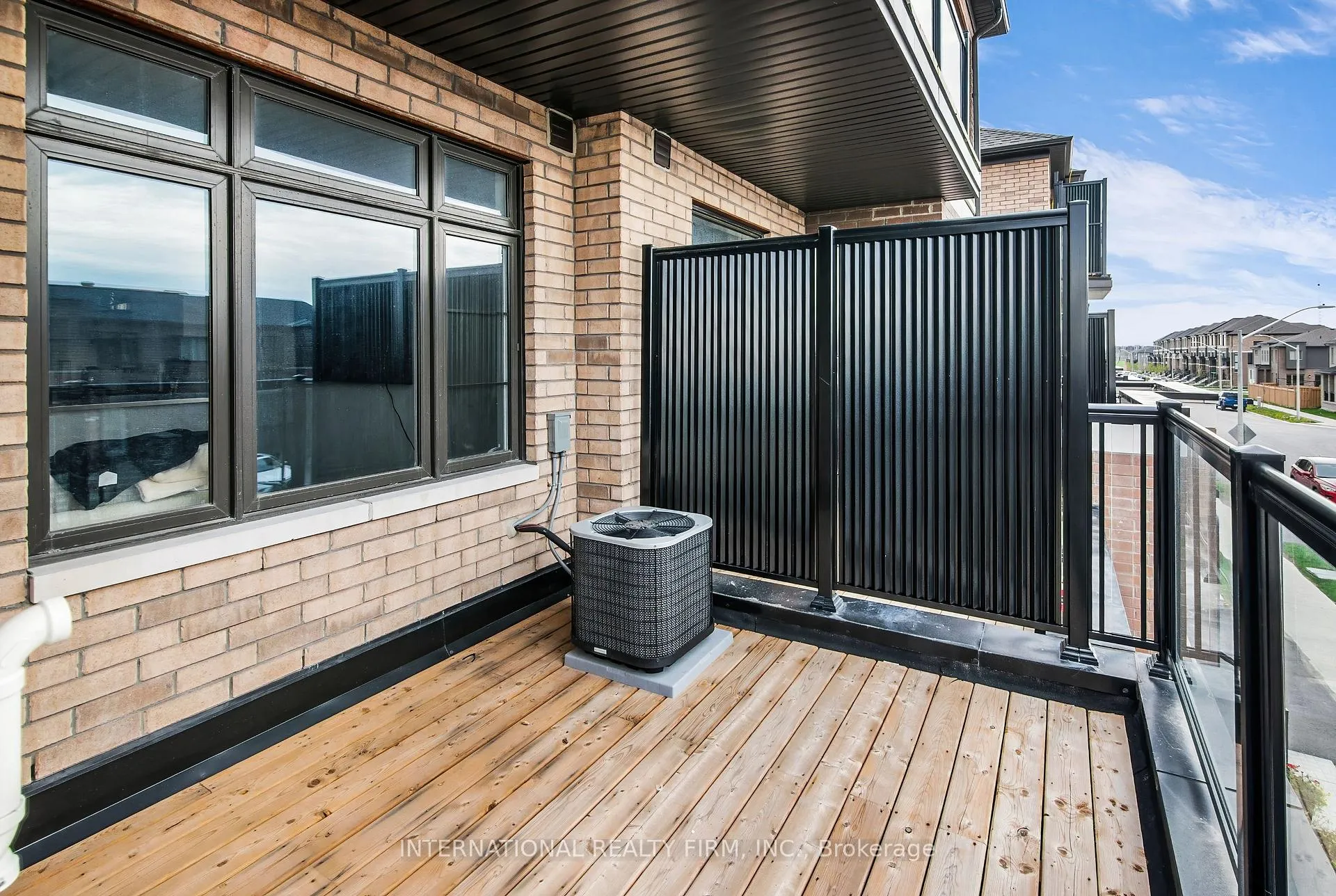 Photo 17 of 148 Turnberry Lane, Barrie, Painswick South — HOMEH