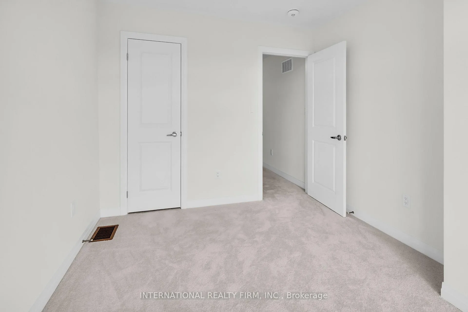 Photo 23 of 148 Turnberry Lane, Barrie, Painswick South — HOMEH
