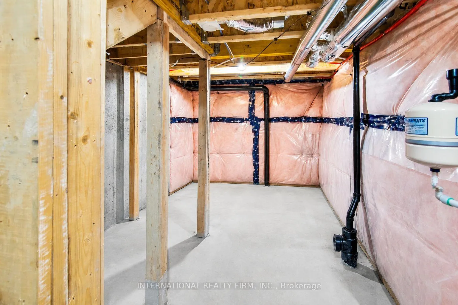 Photo 27 of 148 Turnberry Lane, Barrie, Painswick South — HOMEH
