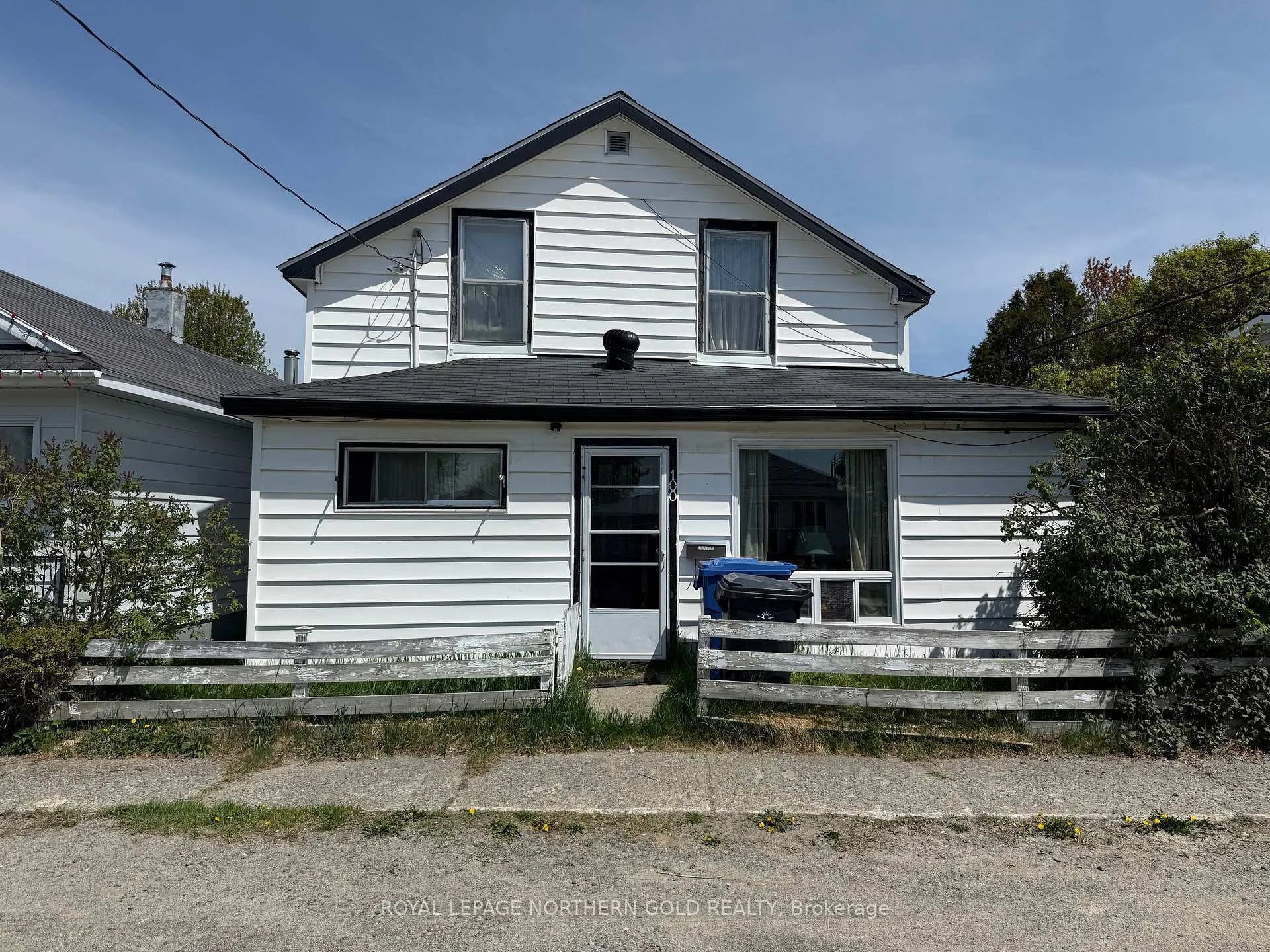 Front of 100 Poplar Avenue