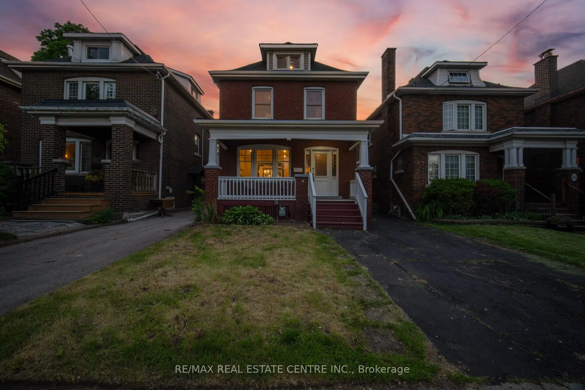 Front of 90 Holton Avenue S