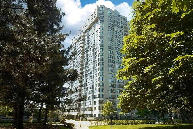 Front of Unit 709, 1 Aberfoyle Crescent