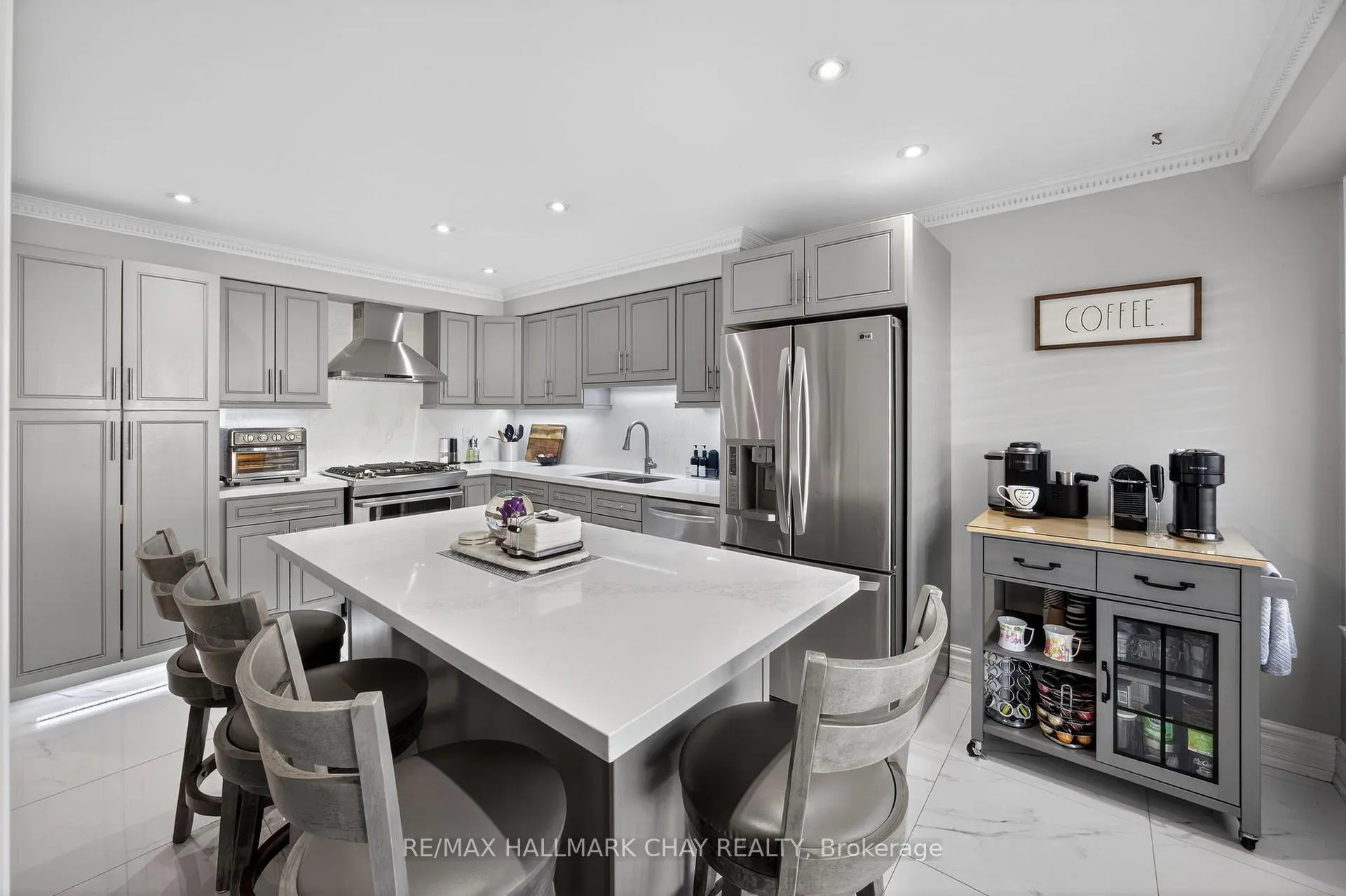 Photo 8 of 72 Ravenscliffe Court, Brampton, Northwood Park — HOMEH