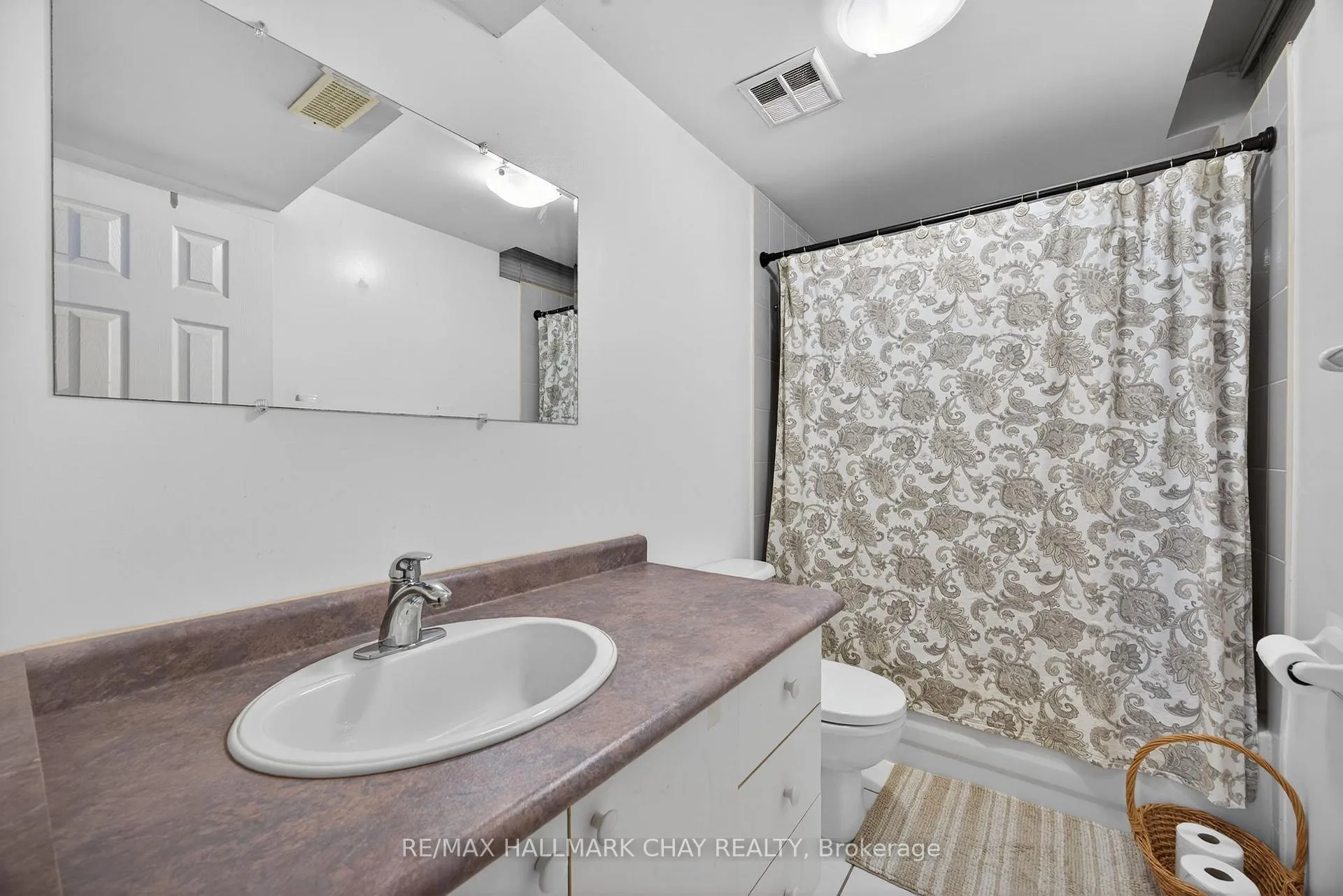 Photo 30 of 72 Ravenscliffe Court, Brampton, Northwood Park — HOMEH
