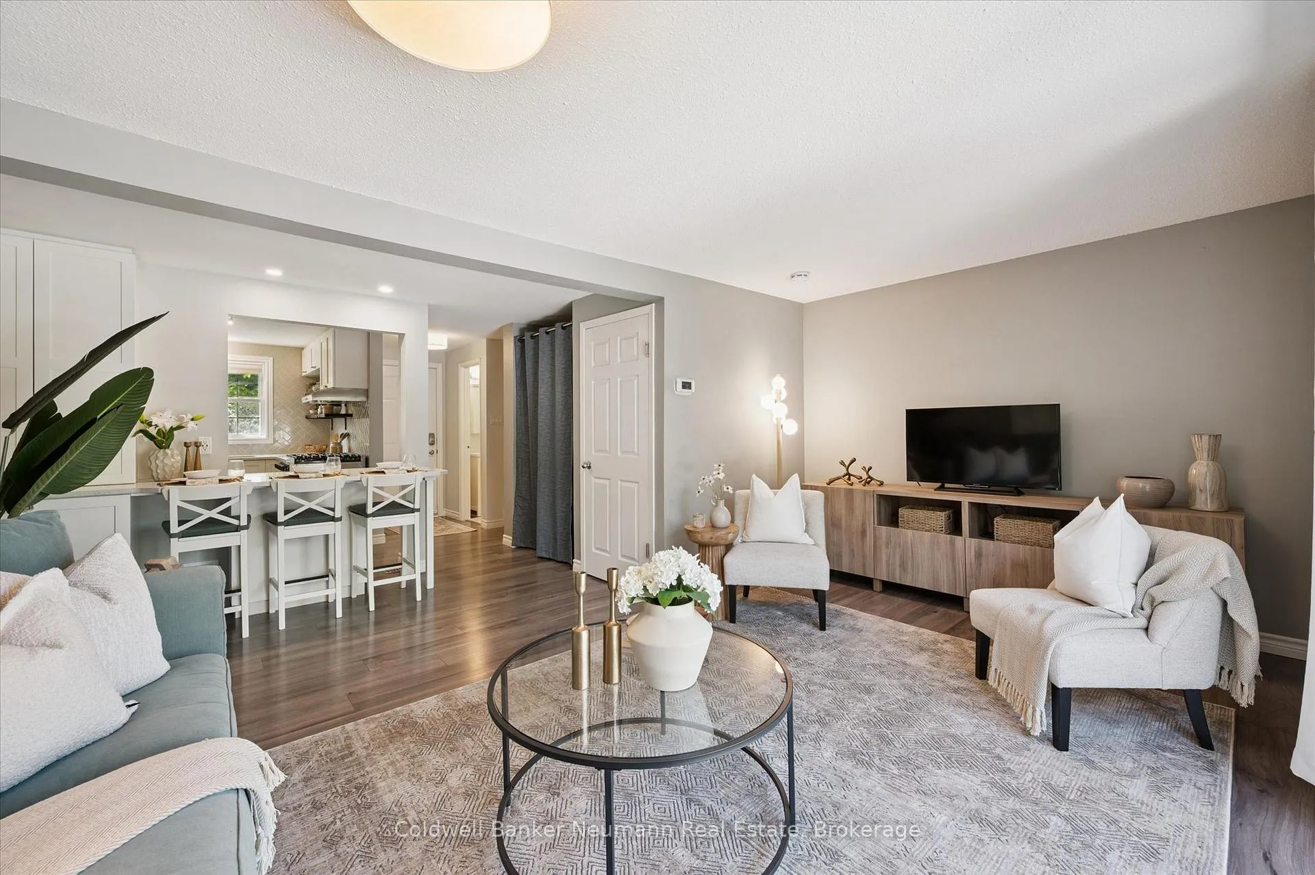 Photo 3 of Unit 24, 383 Edinburgh Road S, Guelph, Dovercliffe Park/Old University — HOMEH