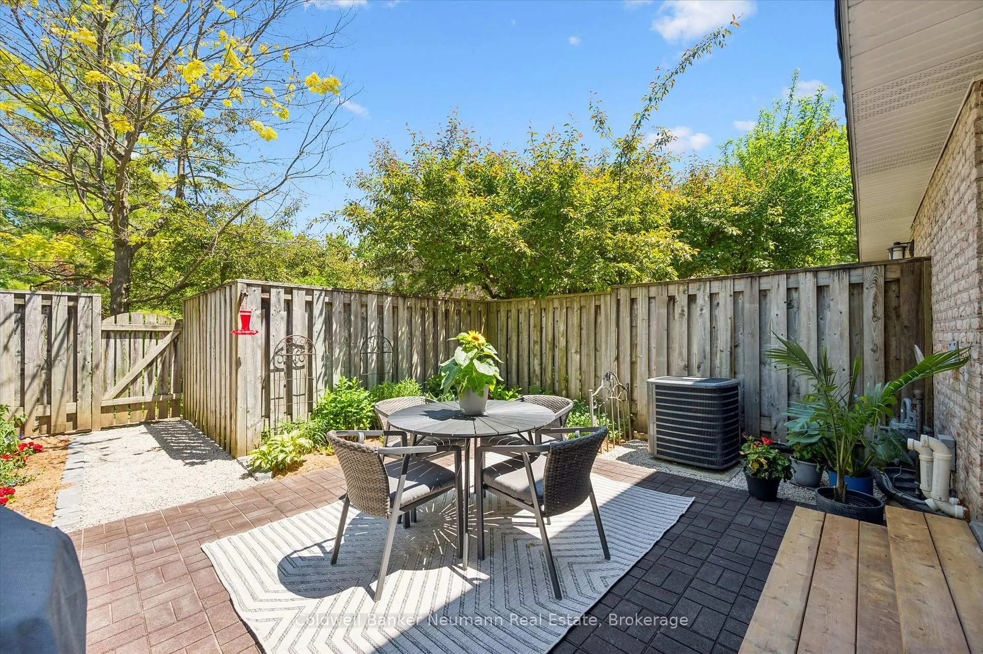Photo 18 of Unit 24, 383 Edinburgh Road S, Guelph, Dovercliffe Park/Old University — HOMEH