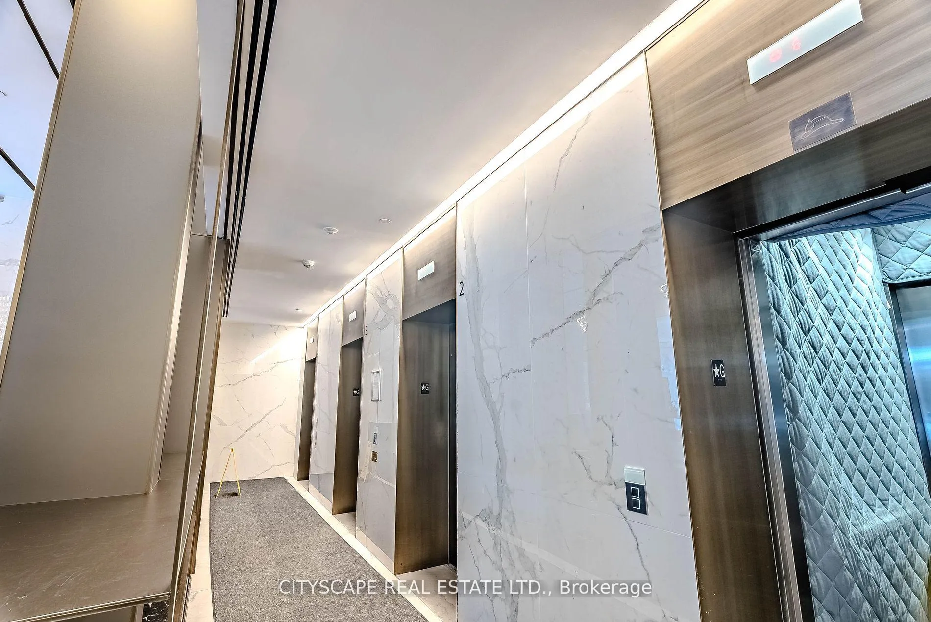 Photo 4 of Unit 907, 77 Shuter Street, Toronto, Church-Yonge Corridor — HOMEH