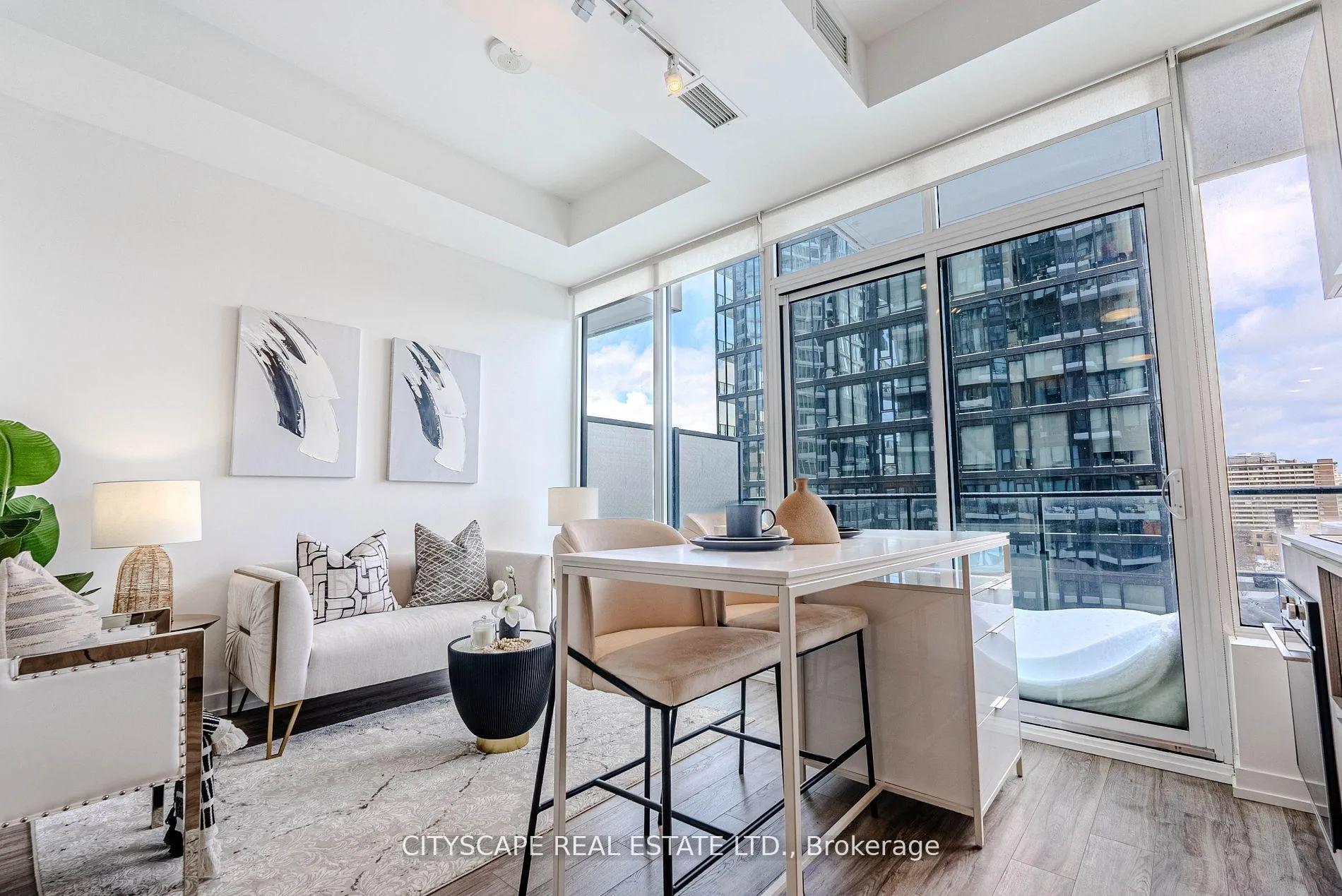 Photo 16 of Unit 907, 77 Shuter Street, Toronto, Church-Yonge Corridor — HOMEH
