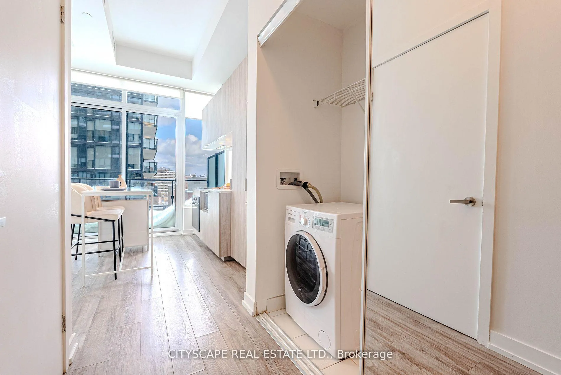 Photo 26 of Unit 907, 77 Shuter Street, Toronto, Church-Yonge Corridor — HOMEH