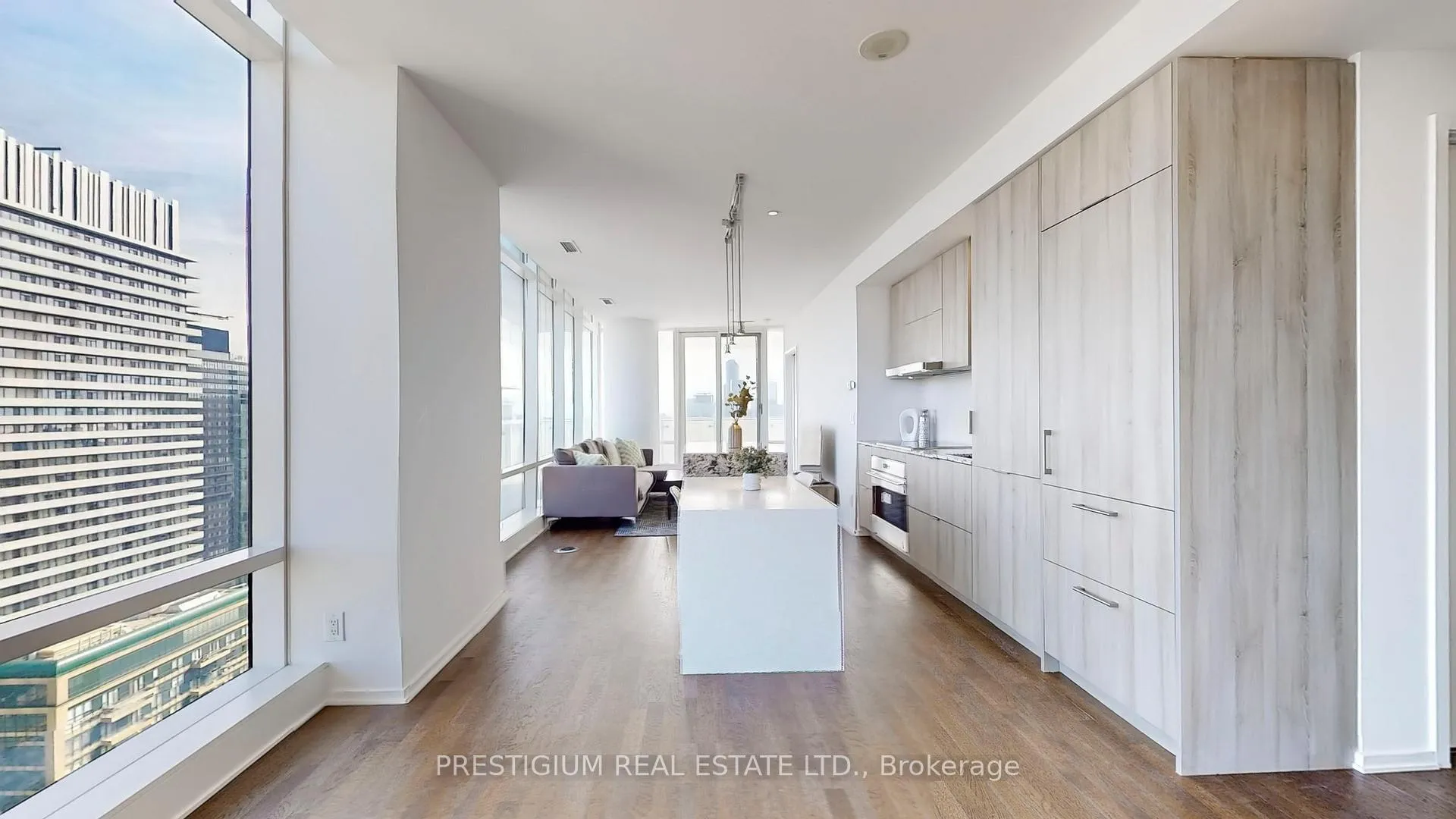 Photo 6 of Unit 4204, 1 Bloor Street E, Toronto, Church-Yonge Corridor — HOMEH