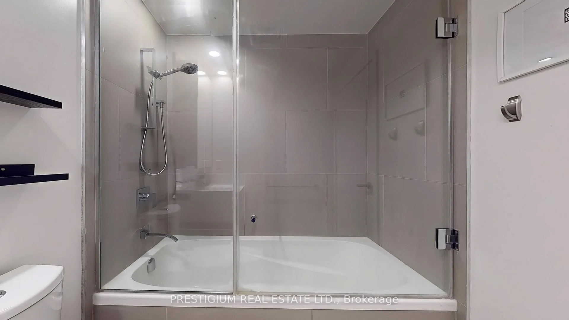Photo 20 of Unit 4204, 1 Bloor Street E, Toronto, Church-Yonge Corridor — HOMEH