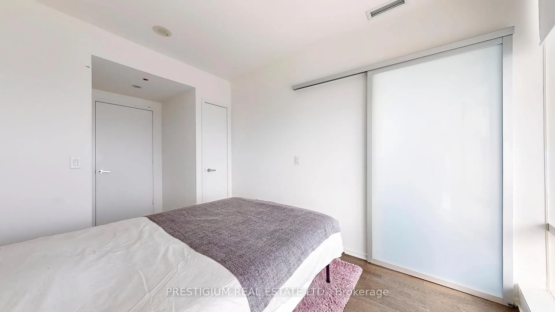 Photo 26 of Unit 4204, 1 Bloor Street E, Toronto, Church-Yonge Corridor — HOMEH