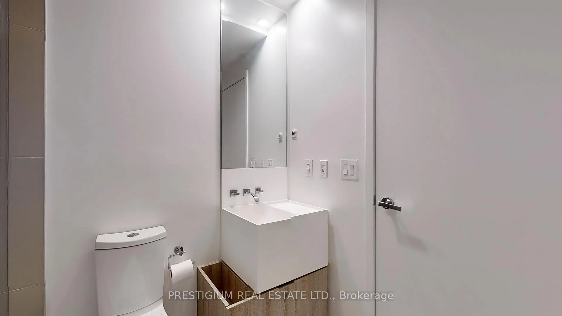 Photo 28 of Unit 4204, 1 Bloor Street E, Toronto, Church-Yonge Corridor — HOMEH