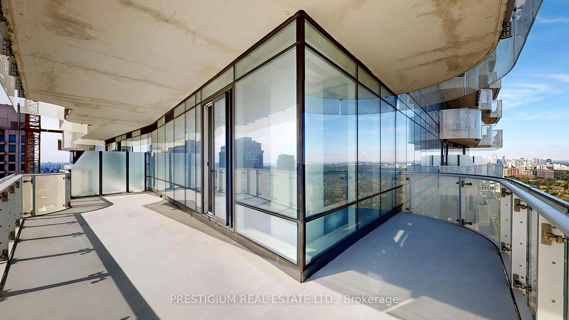 Photo 31 of Unit 4204, 1 Bloor Street E, Toronto, Church-Yonge Corridor — HOMEH