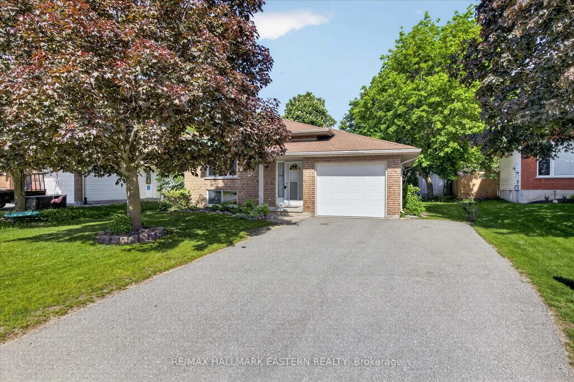 Photo 2 of 890 Chapel Road, Peterborough, Ashburnham Ward 4 — HOMEH