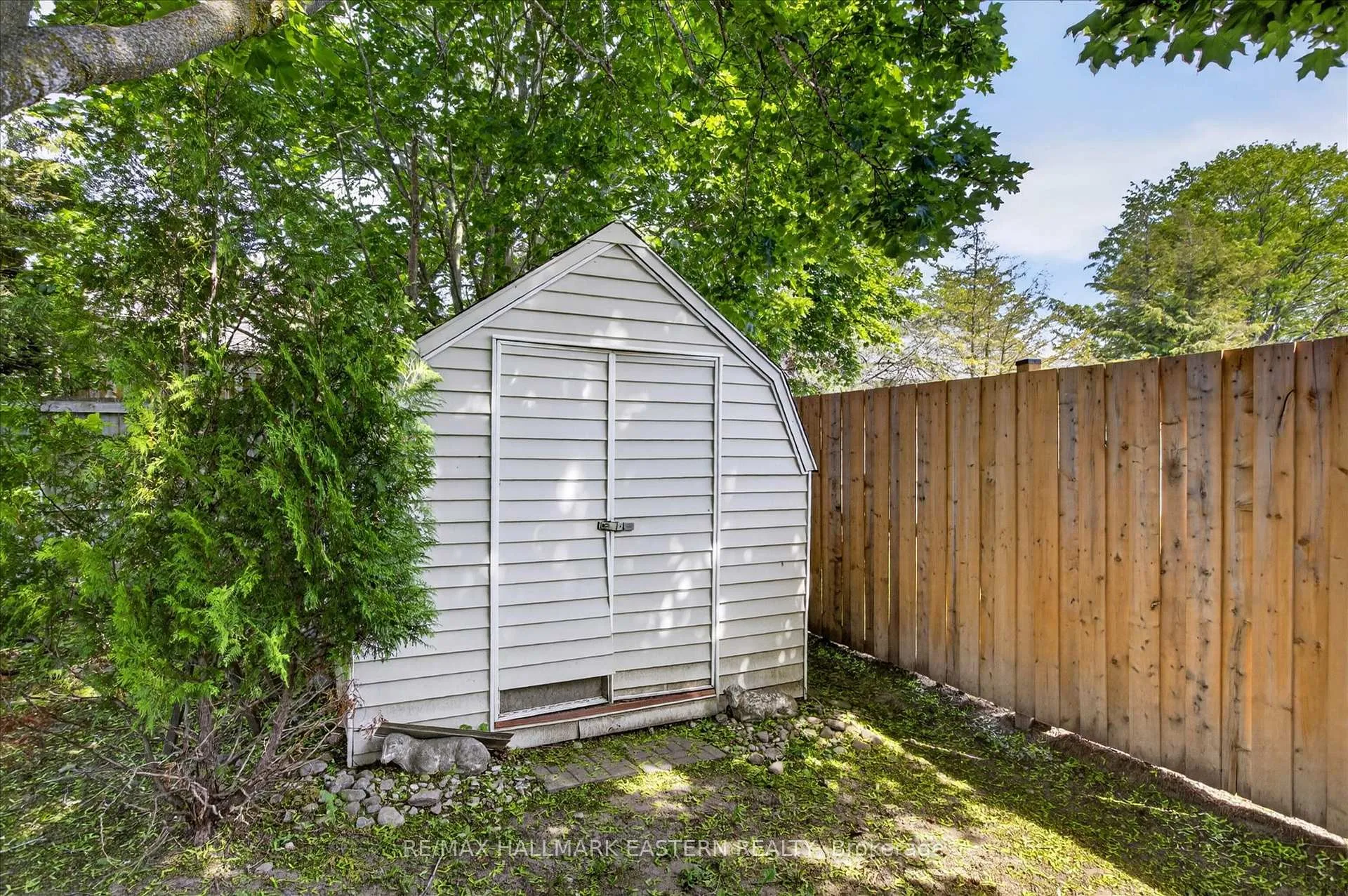 Photo 5 of 890 Chapel Road, Peterborough, Ashburnham Ward 4 — HOMEH