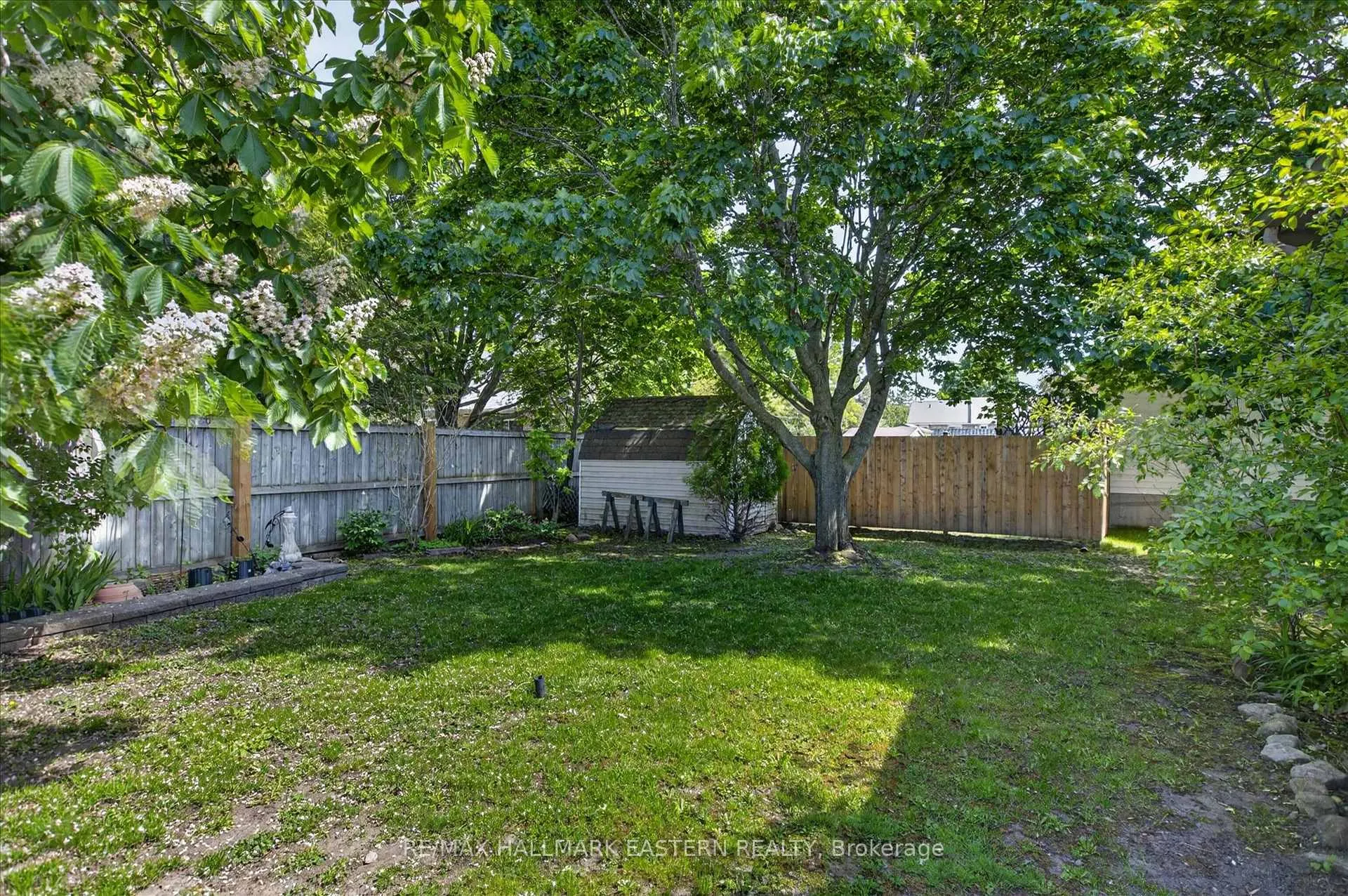 Photo 9 of 890 Chapel Road, Peterborough, Ashburnham Ward 4 — HOMEH
