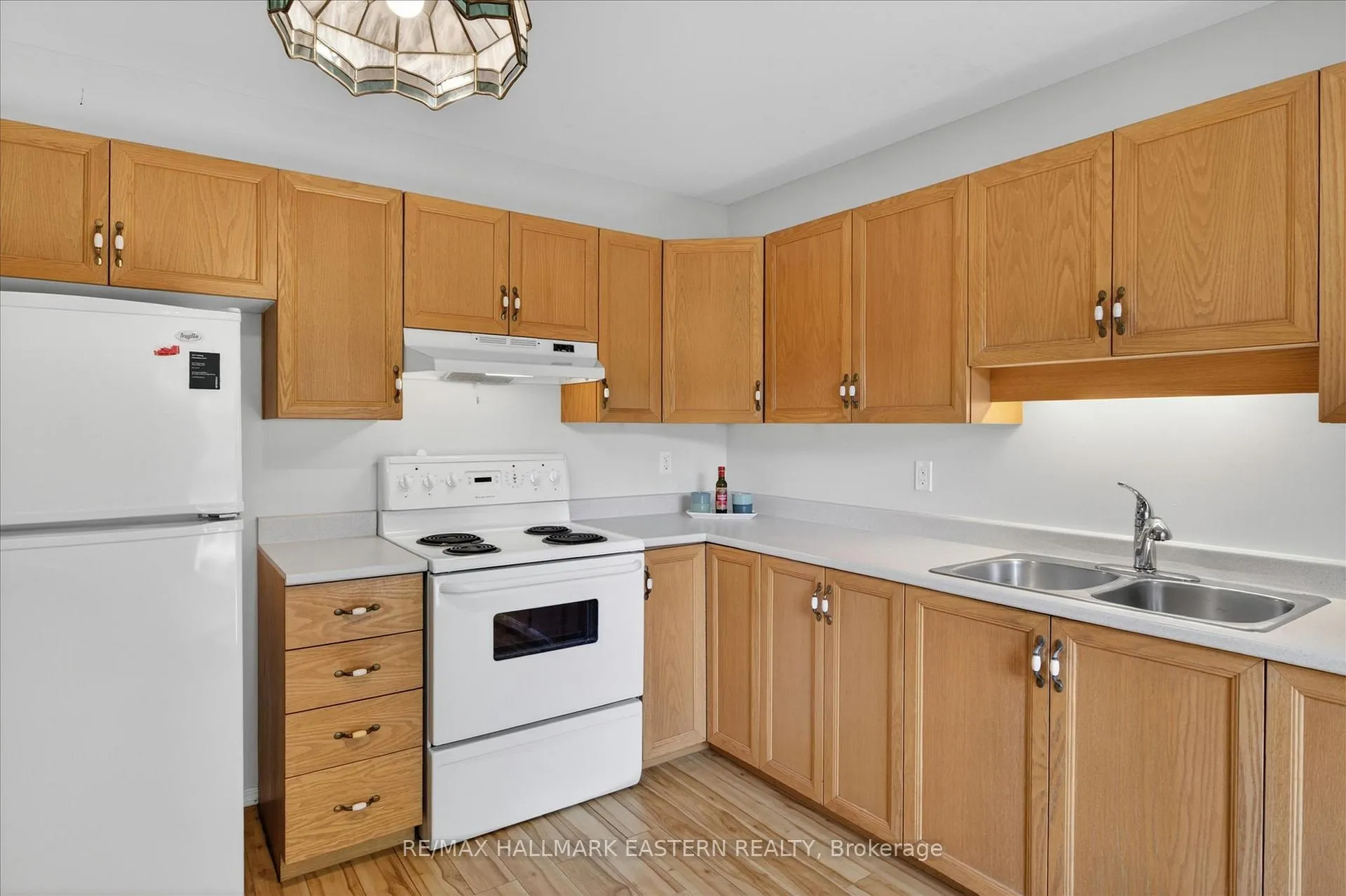 Photo 27 of 890 Chapel Road, Peterborough, Ashburnham Ward 4 — HOMEH