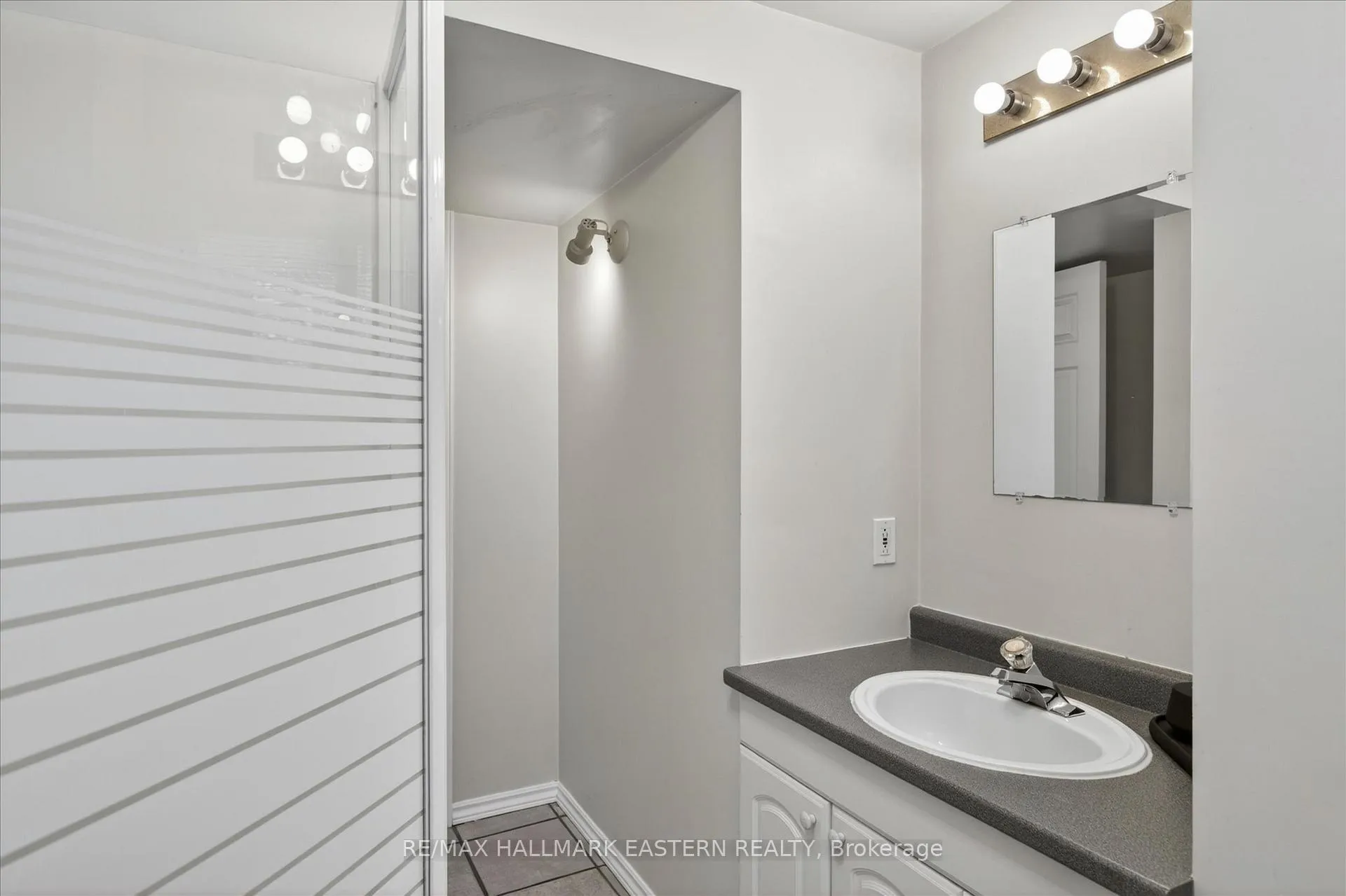 Photo 37 of 890 Chapel Road, Peterborough, Ashburnham Ward 4 — HOMEH