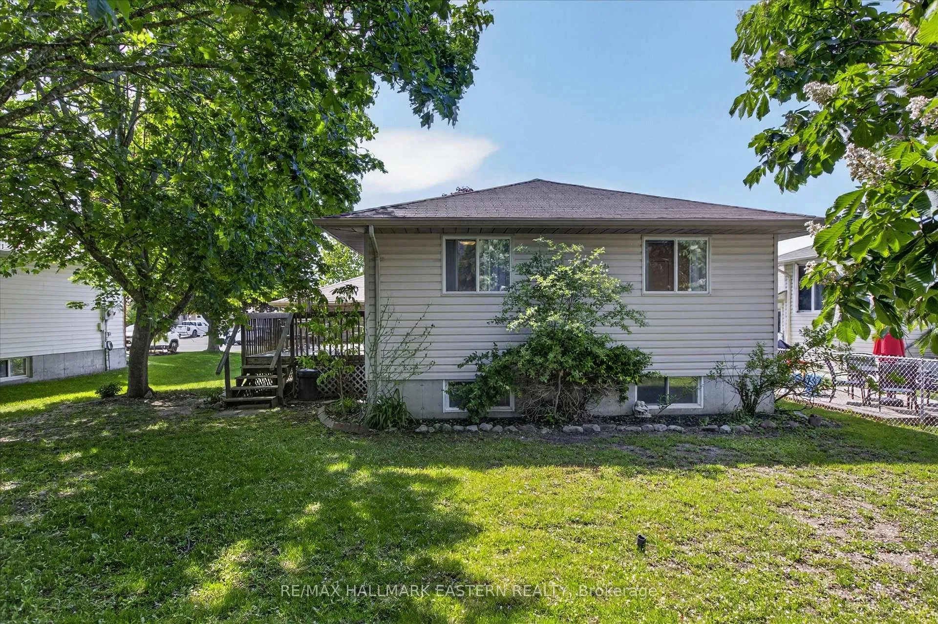 Photo 46 of 890 Chapel Road, Peterborough, Ashburnham Ward 4 — HOMEH