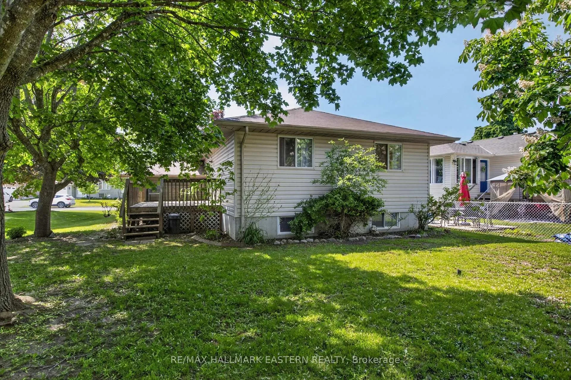 Photo 43 of 890 Chapel Road, Peterborough, Ashburnham Ward 4 — HOMEH