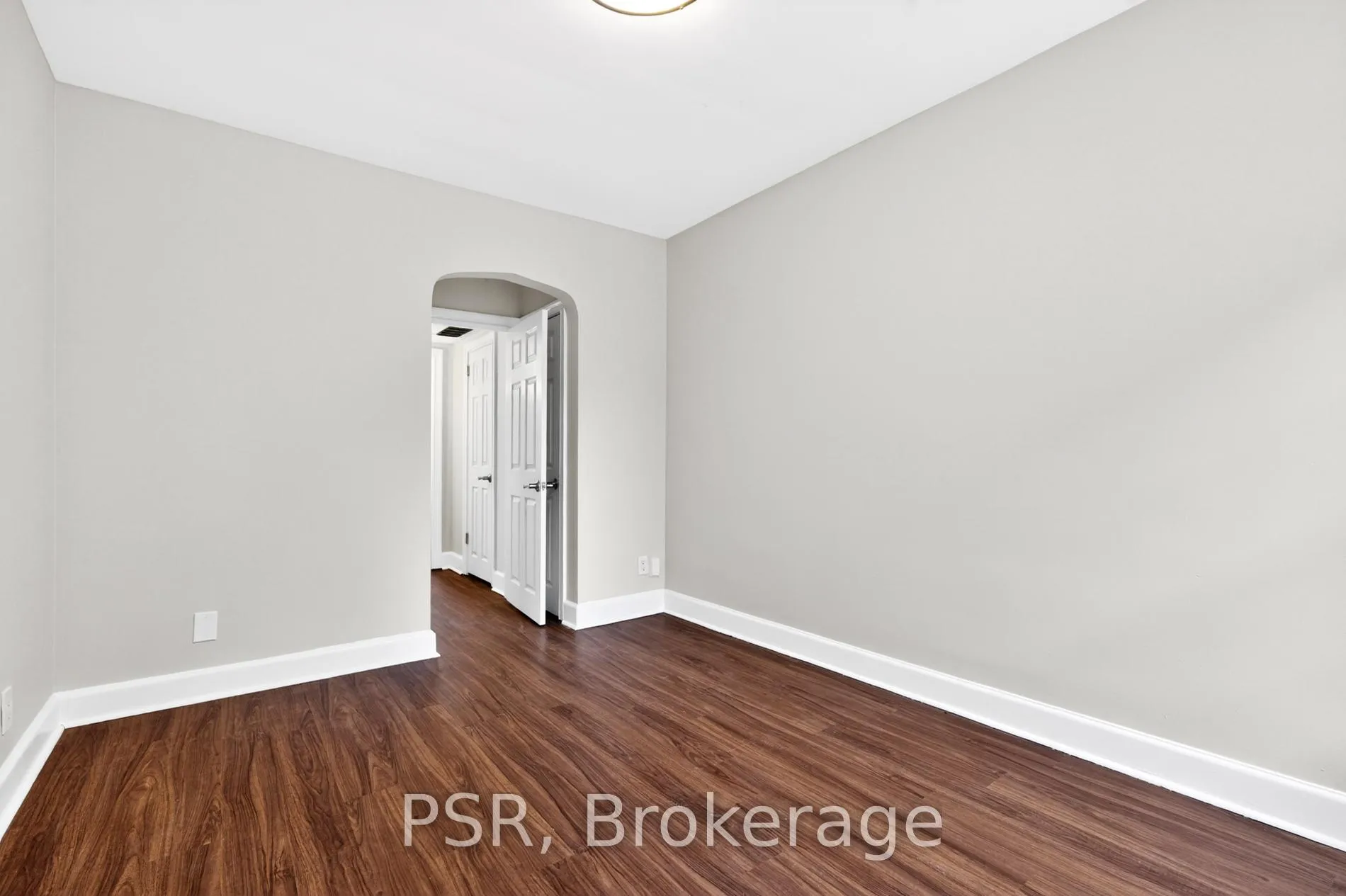 Photo 18 of Unit L06, 1347 Bayview Avenue, Toronto, Leaside — HOMEH