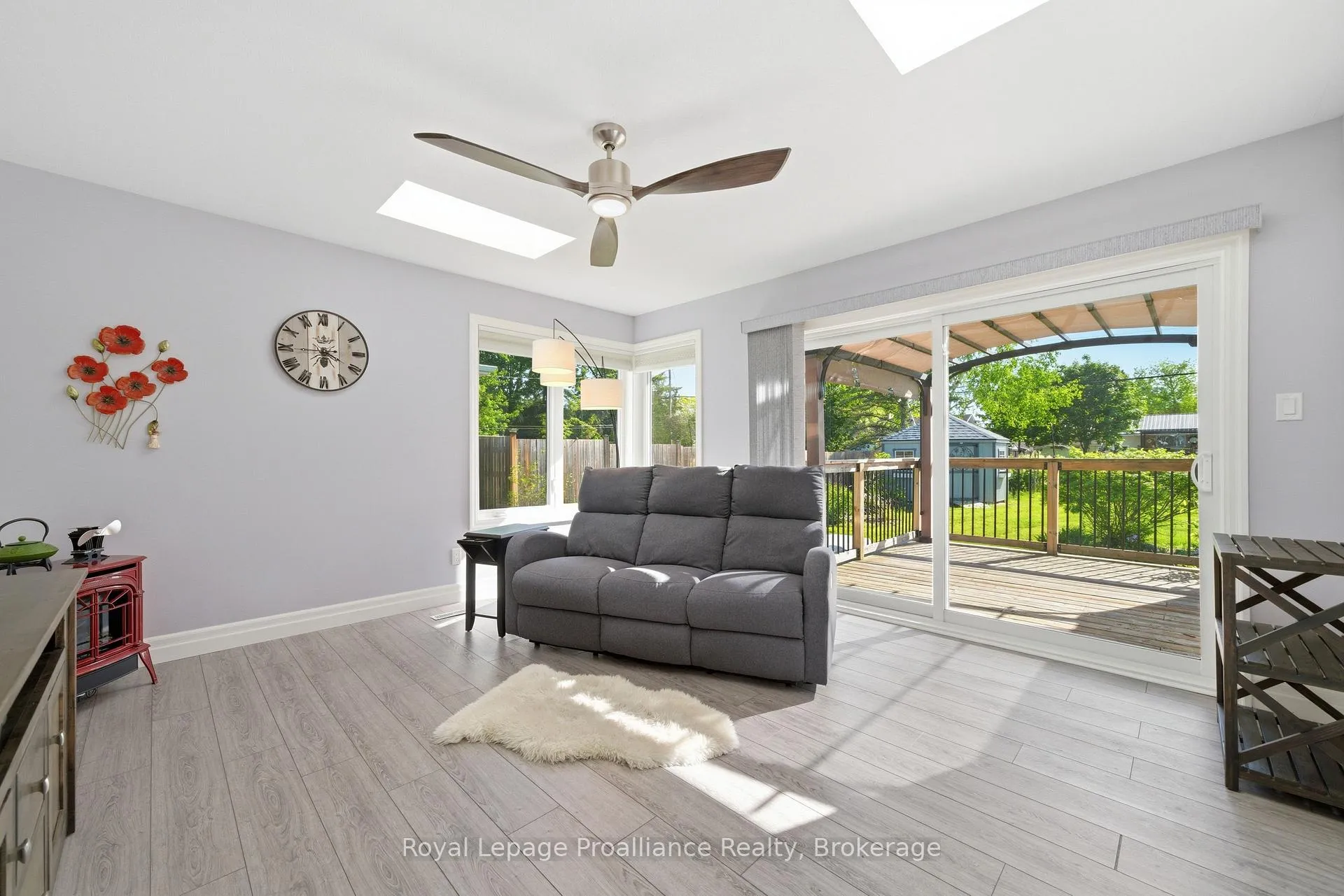Photo 13 of 568 Whites Road, Quinte West, Sidney Ward — HOMEH
