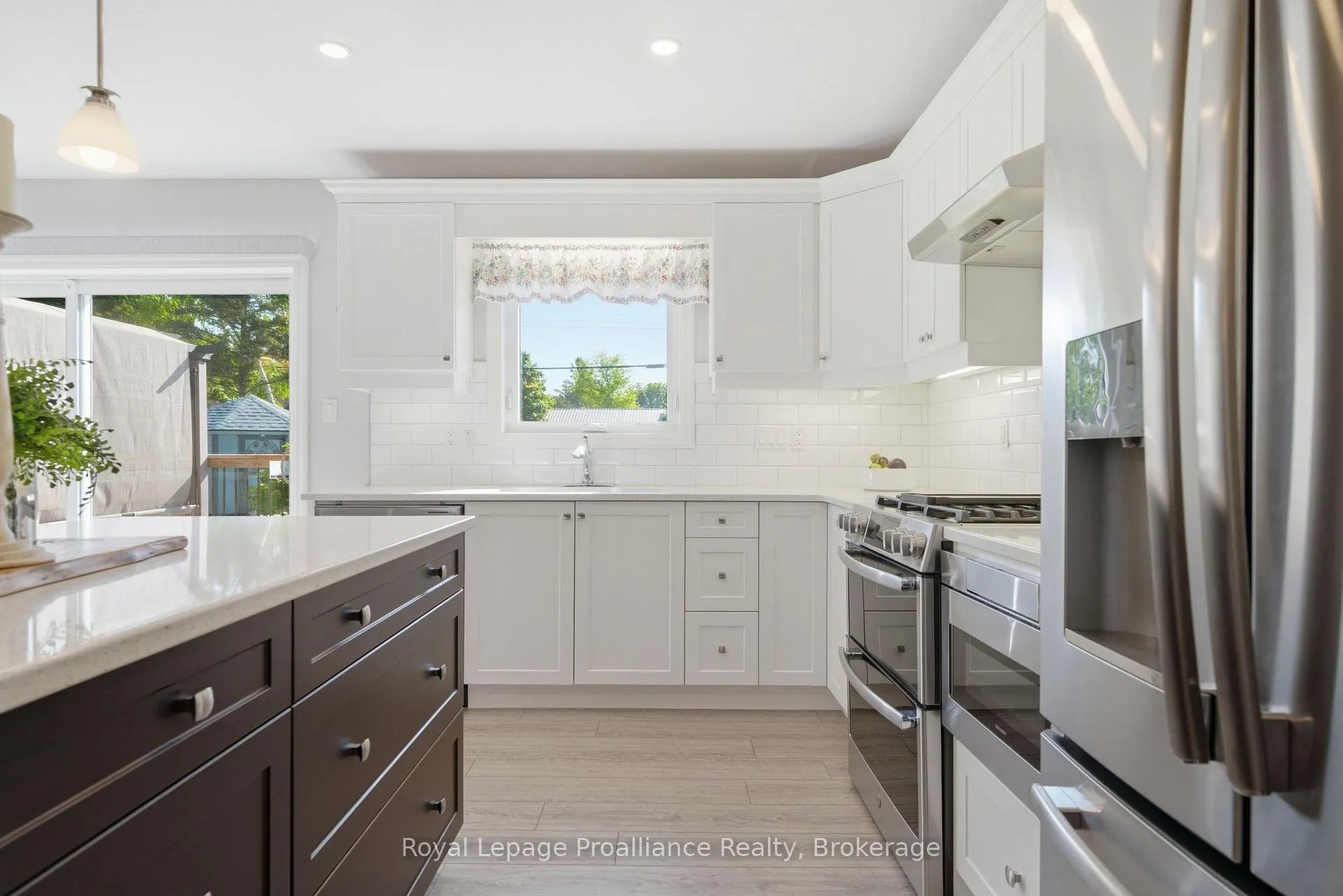 Photo 16 of 568 Whites Road, Quinte West, Sidney Ward — HOMEH