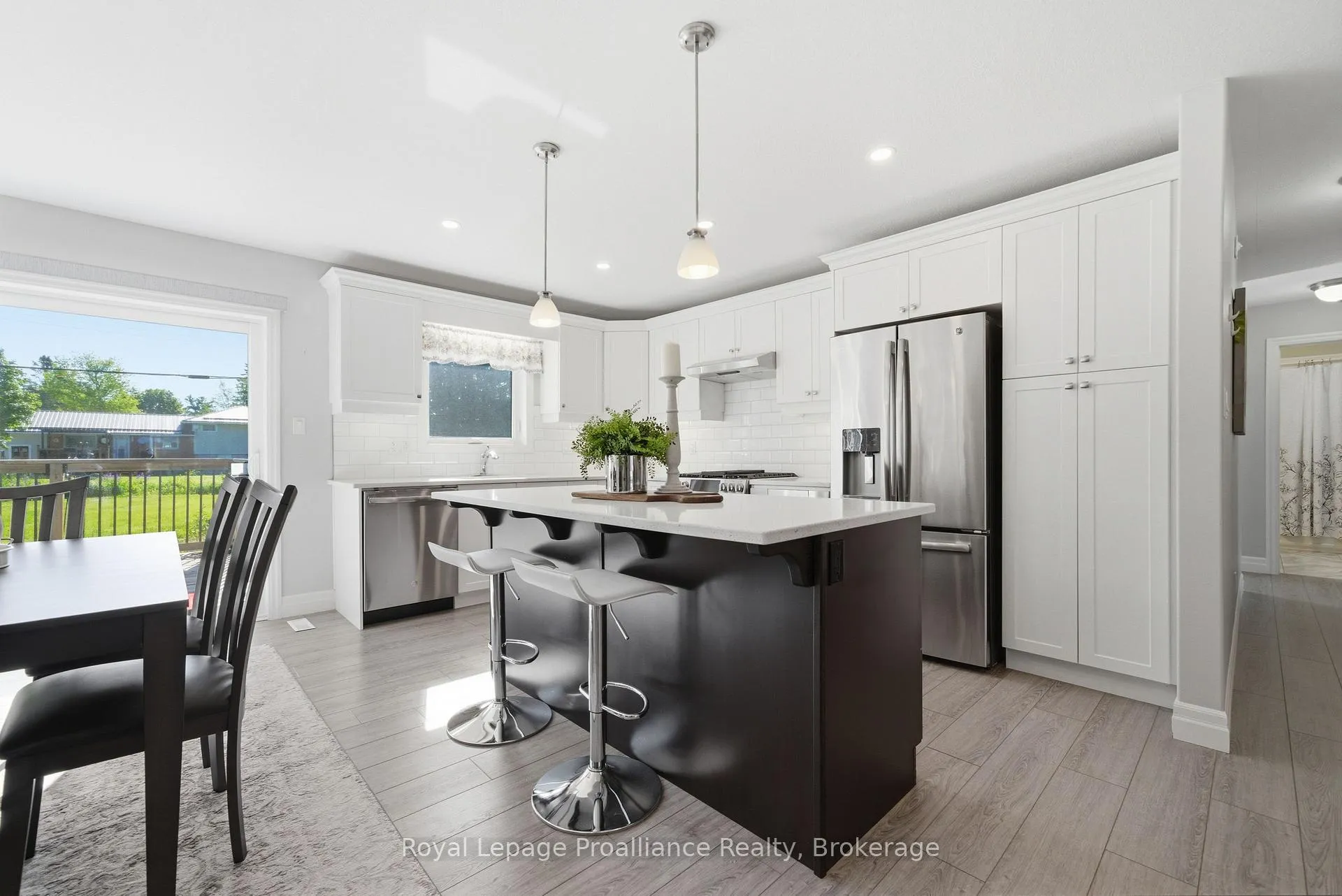 Photo 17 of 568 Whites Road, Quinte West, Sidney Ward — HOMEH