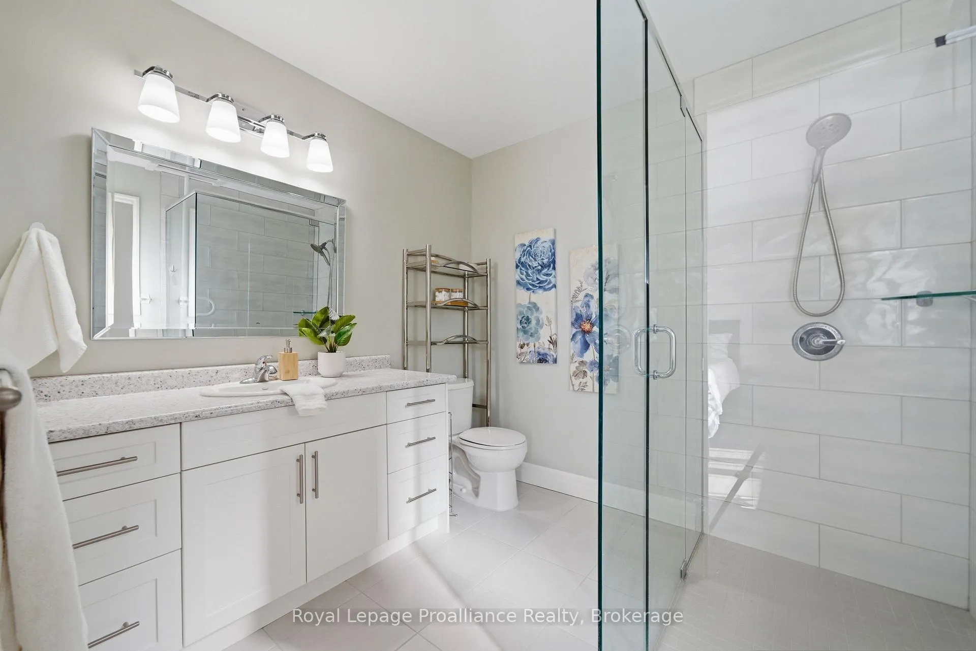 Photo 26 of 568 Whites Road, Quinte West, Sidney Ward — HOMEH