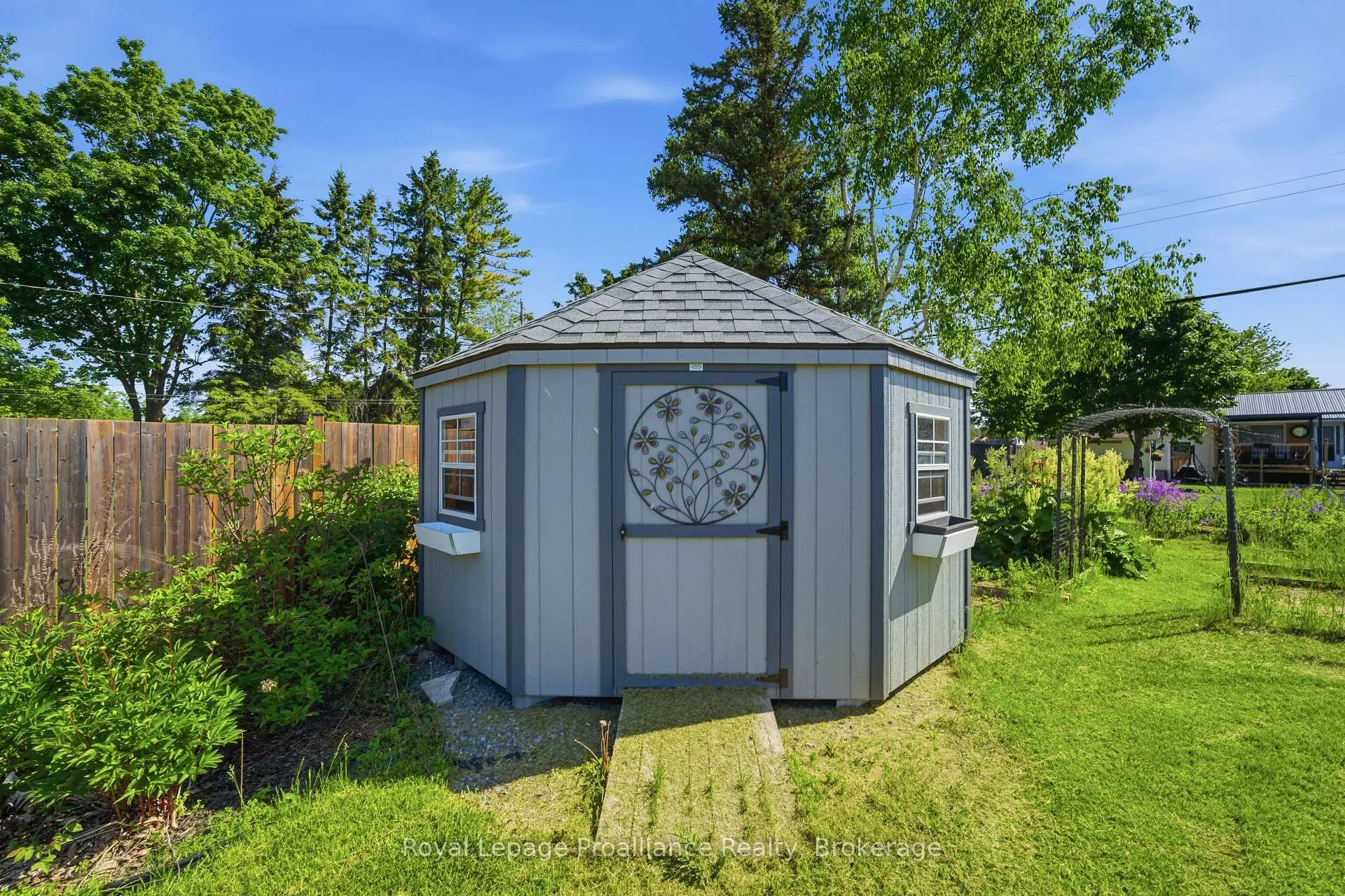 Photo 41 of 568 Whites Road, Quinte West, Sidney Ward — HOMEH