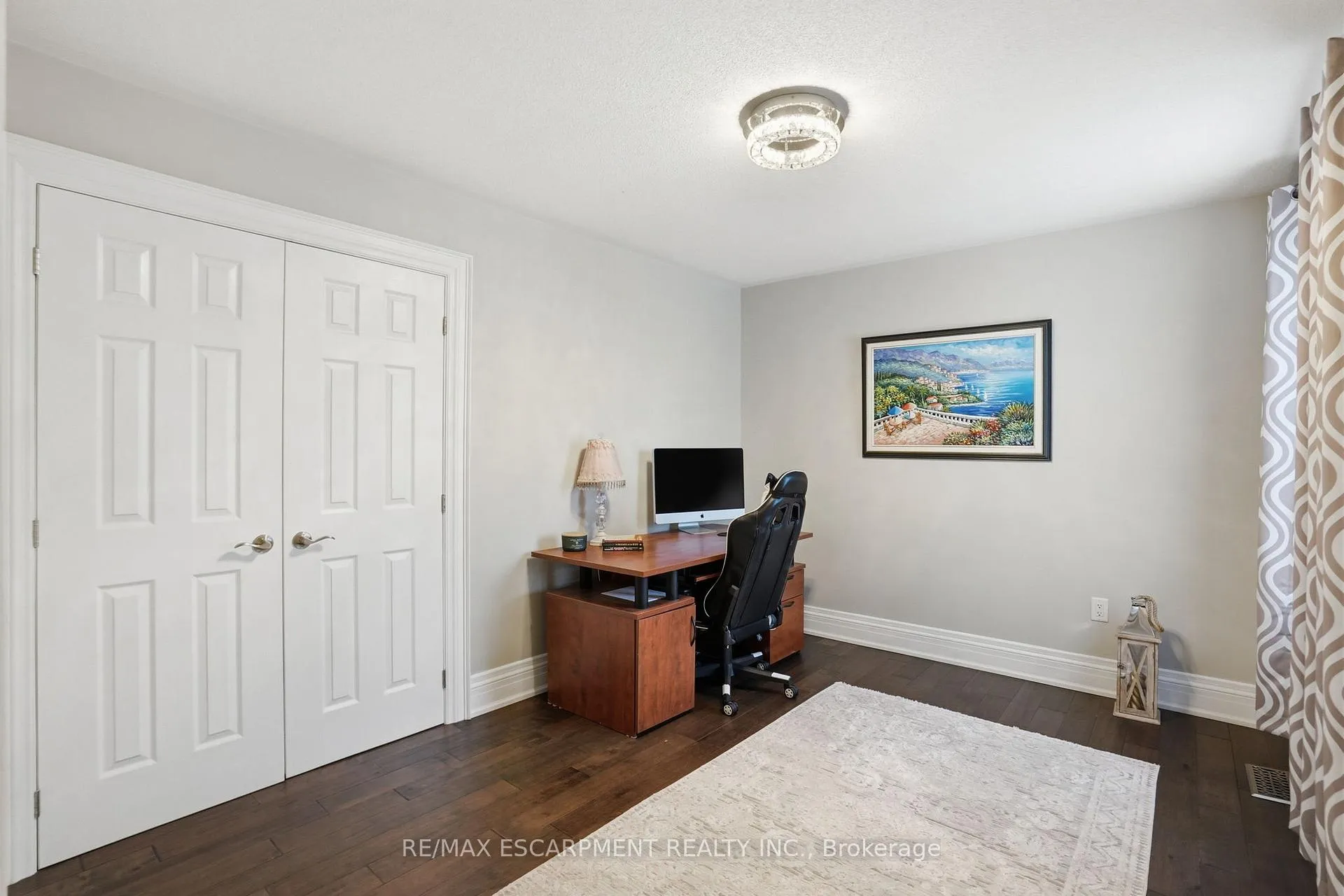 Photo 26 of 418 Montreal Circle, Hamilton, Winona Park — HOMEH