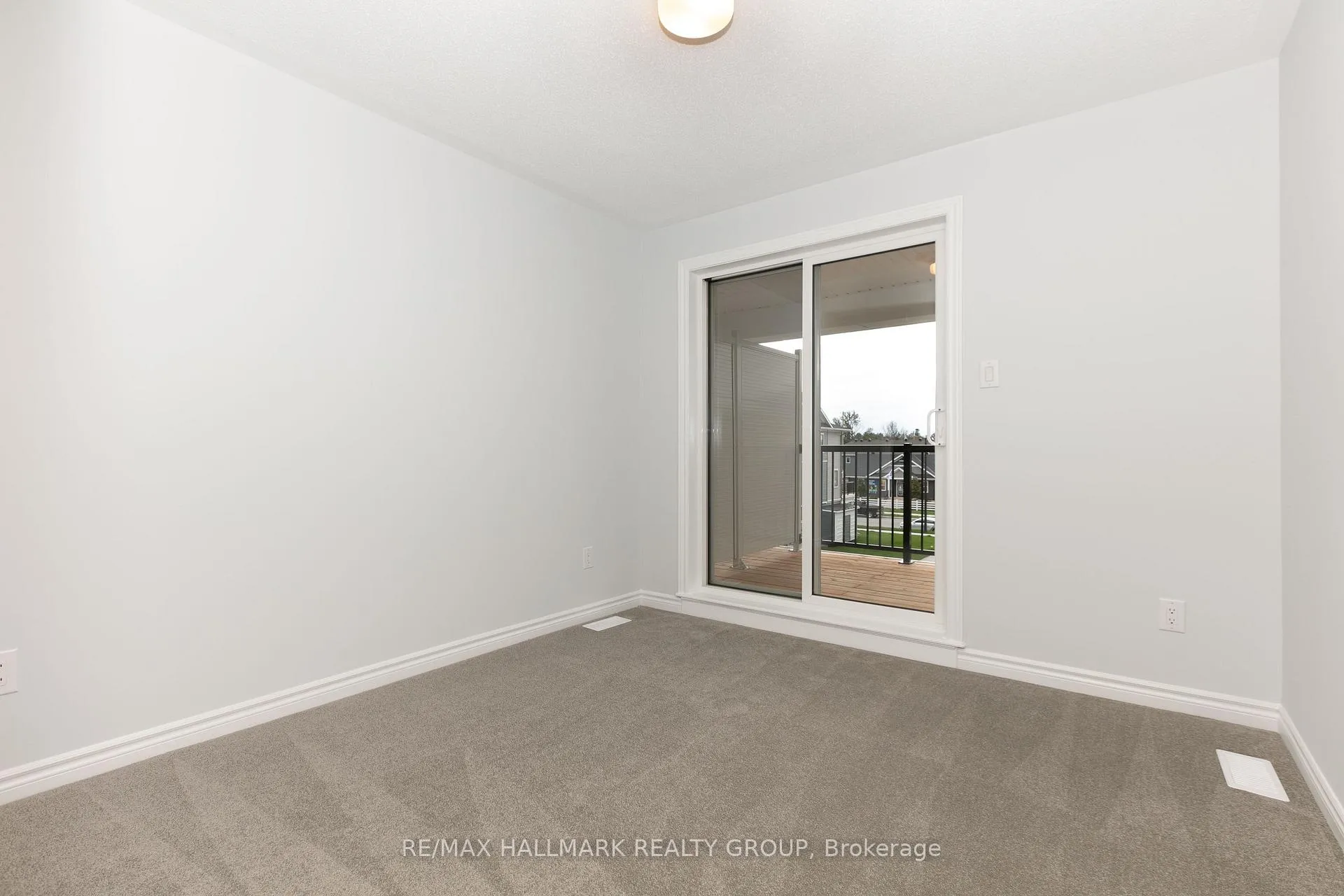 Photo 7 of 205 Lapland Private, Ottawa, Kanata - Emerald Meadows/Trailwest — HOMEH