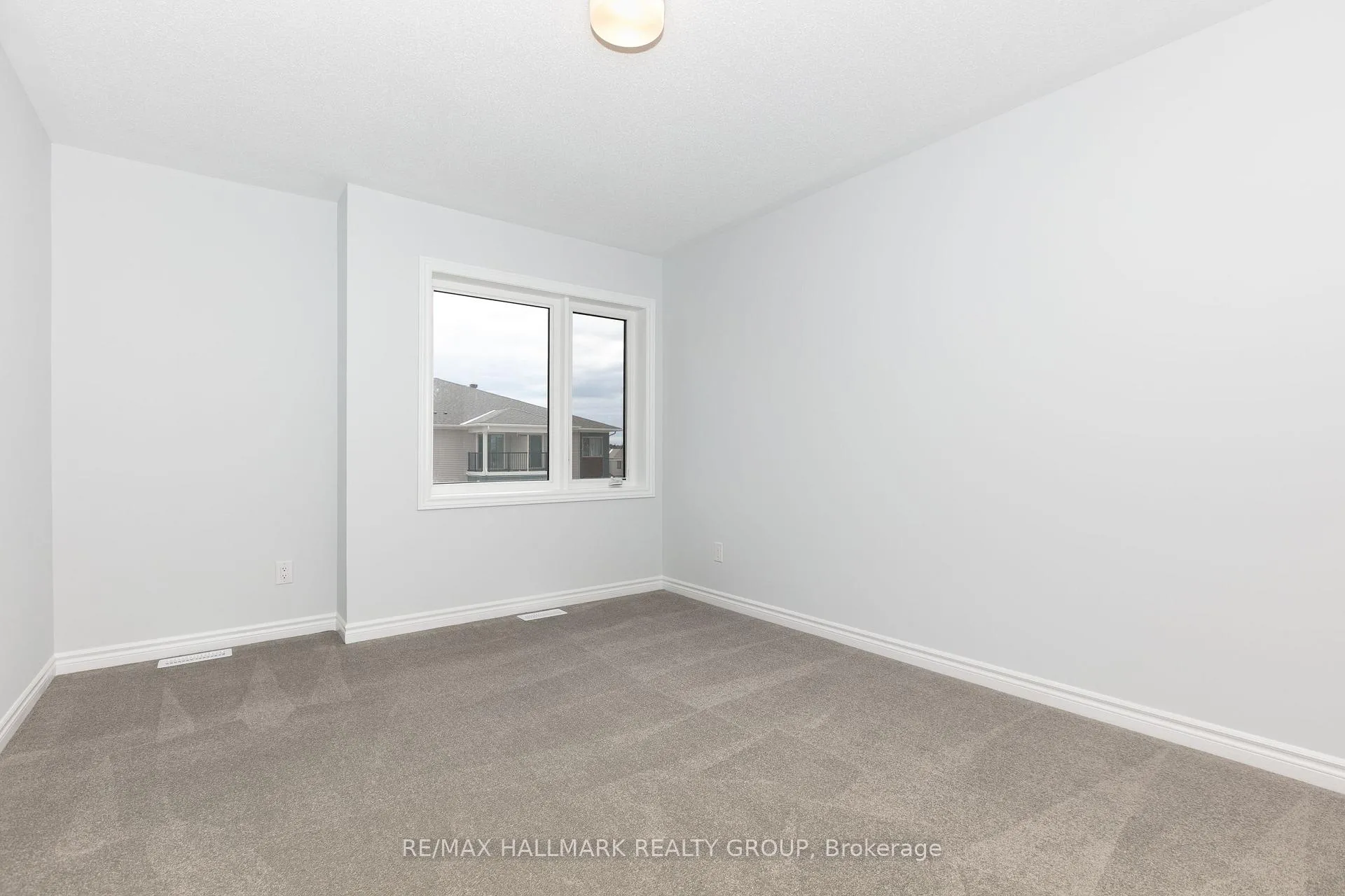 Photo 11 of 205 Lapland Private, Ottawa, Kanata - Emerald Meadows/Trailwest — HOMEH