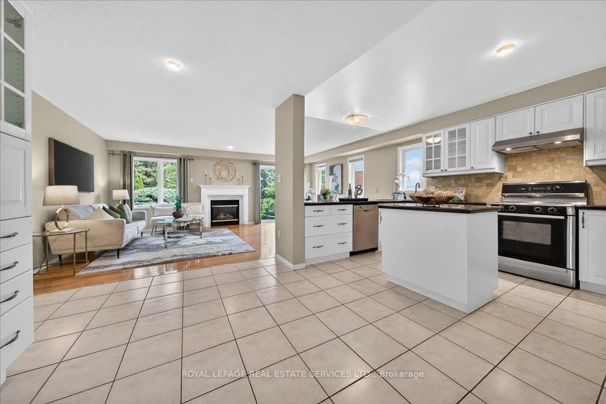 Photo 10 of 41 Chifney Lane, Hamilton, Meadowlands — HOMEH