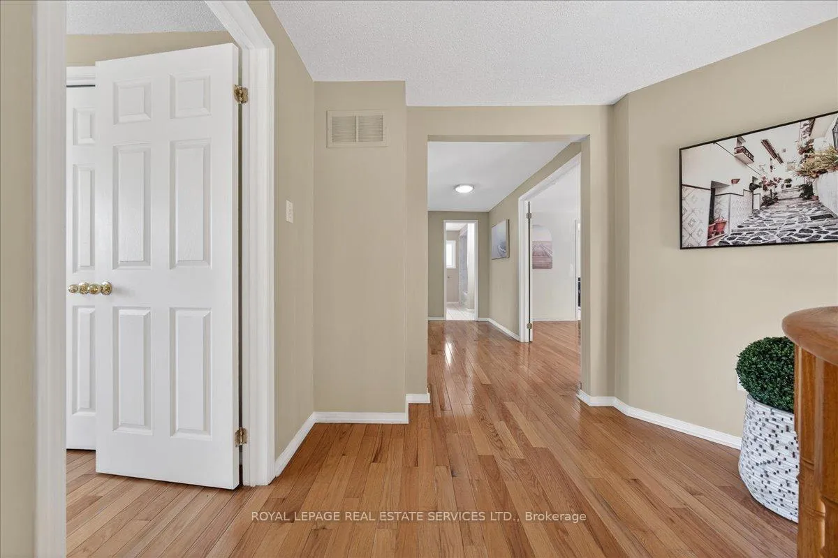 Photo 23 of 41 Chifney Lane, Hamilton, Meadowlands — HOMEH