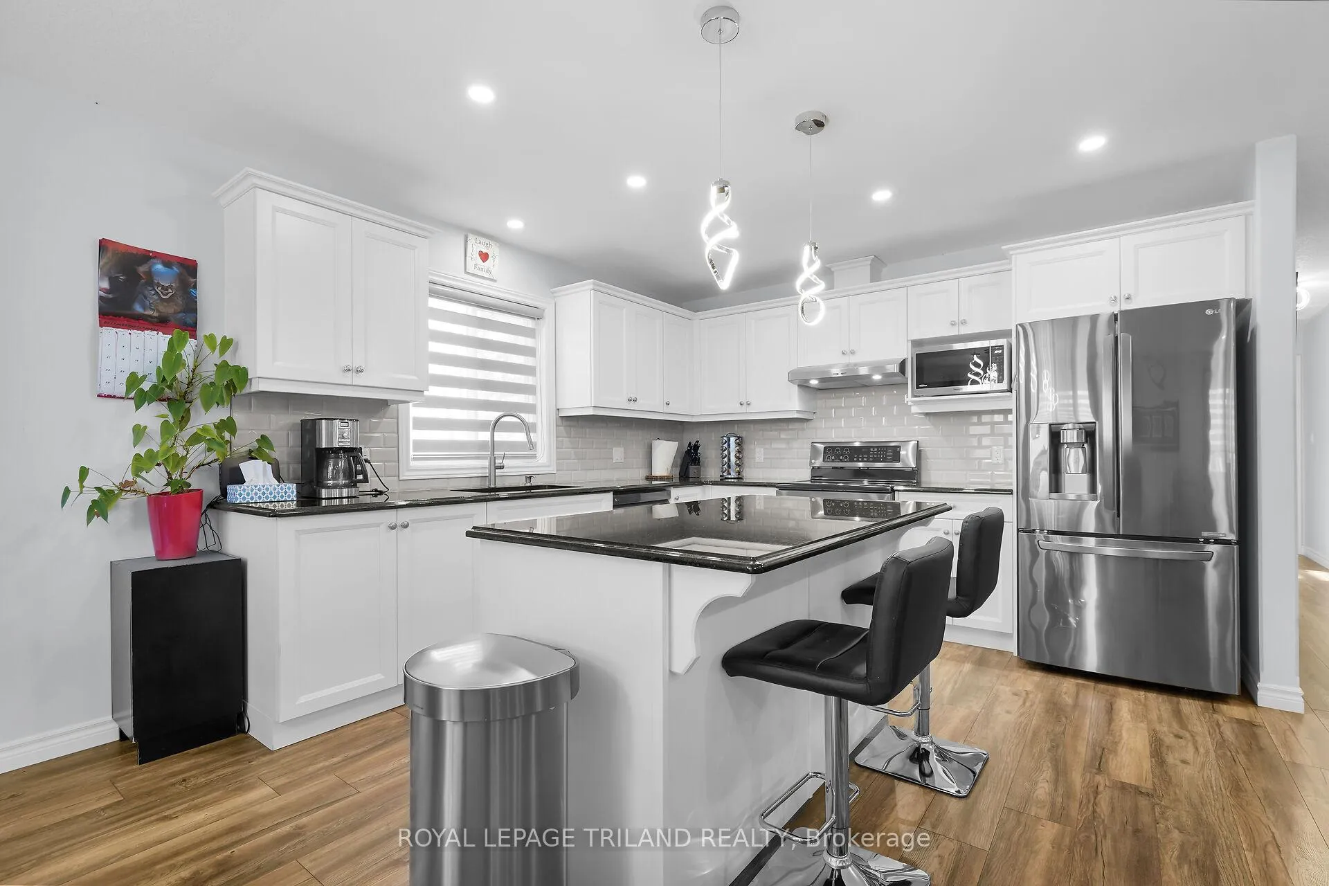 Photo 10 of 280 Peter Street S, Chatham-Kent, Bothwell — HOMEH