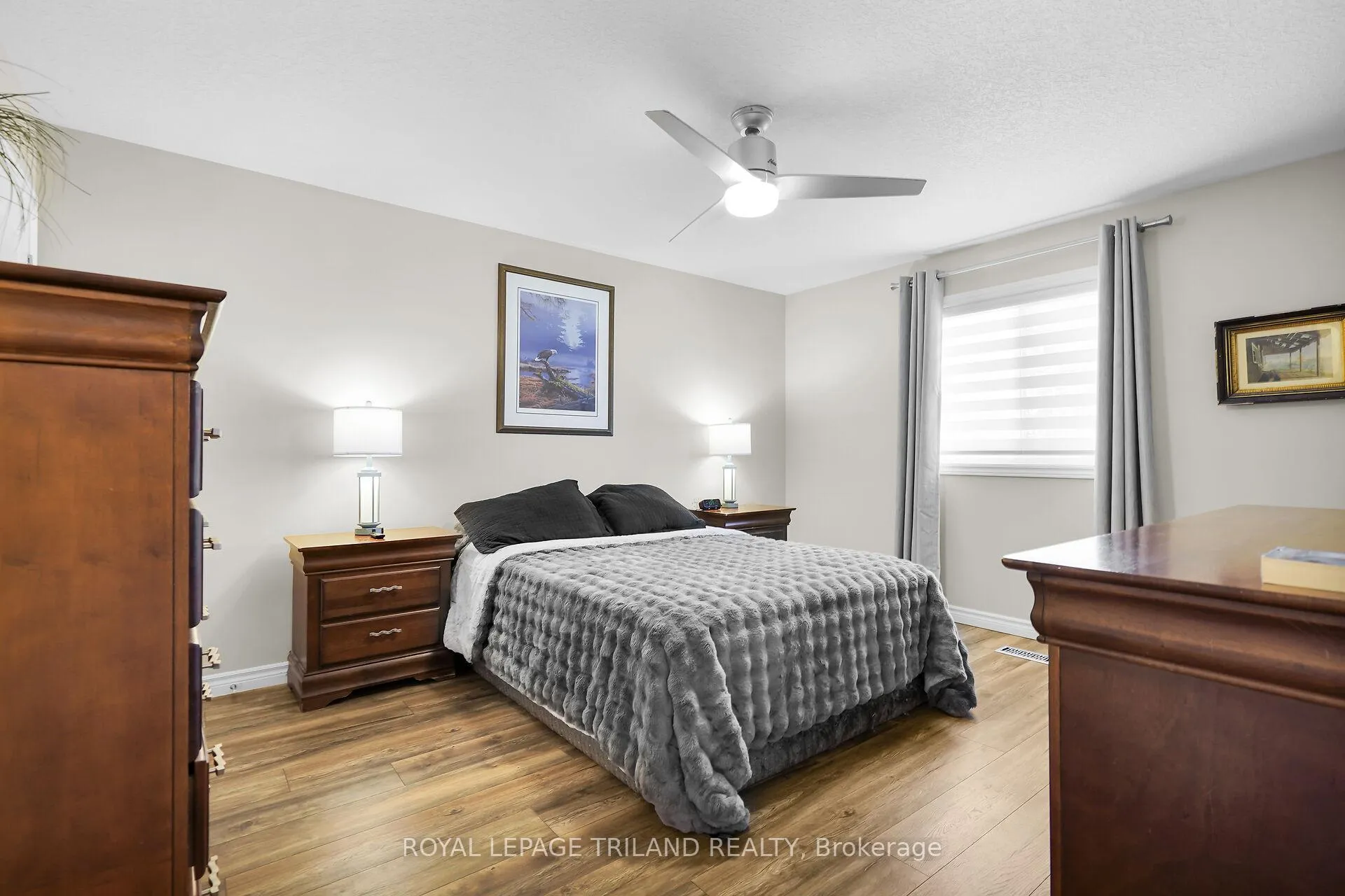 Photo 21 of 280 Peter Street S, Chatham-Kent, Bothwell — HOMEH