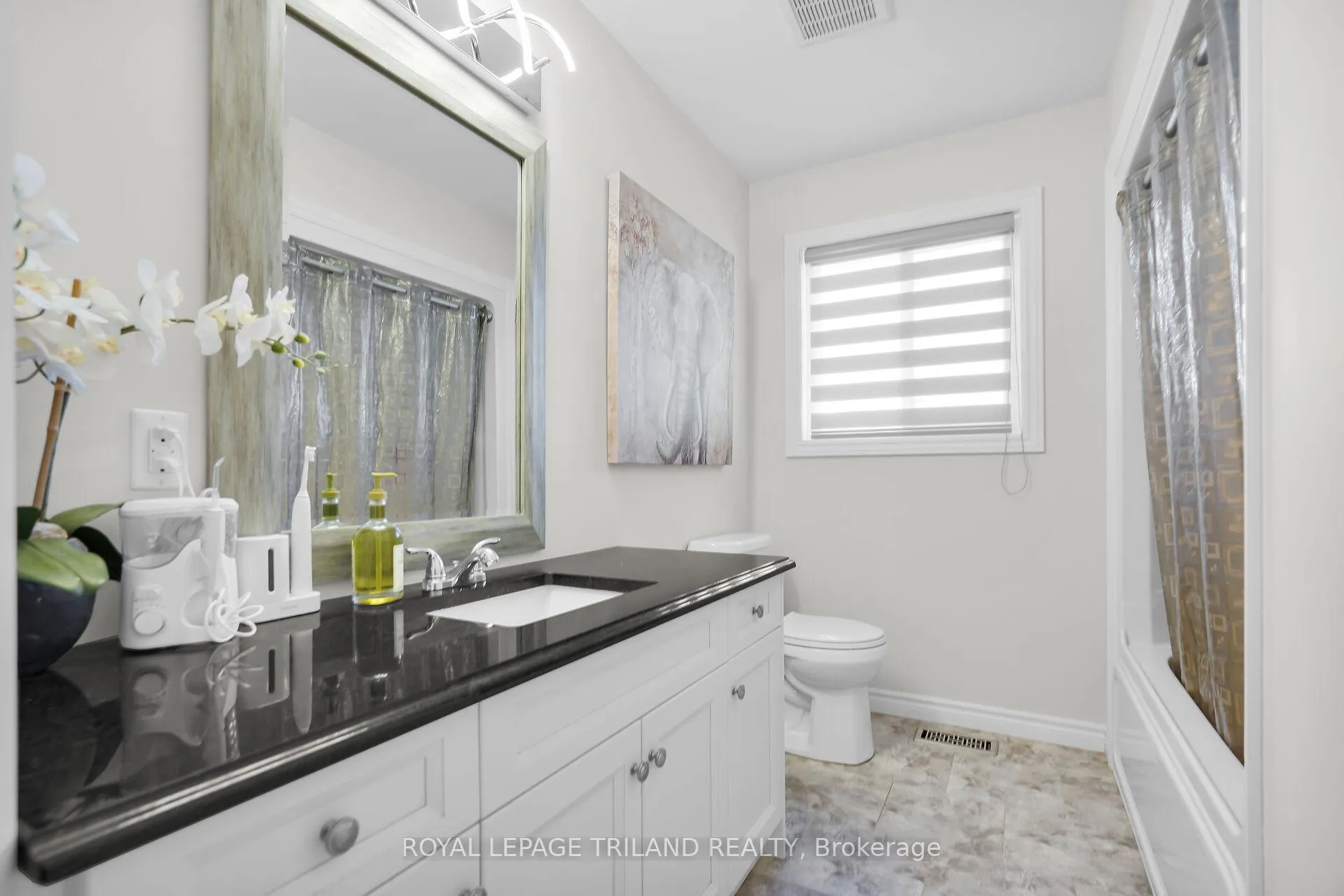 Photo 29 of 280 Peter Street S, Chatham-Kent, Bothwell — HOMEH