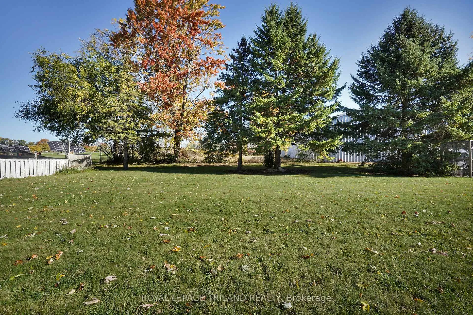 Photo 36 of 280 Peter Street S, Chatham-Kent, Bothwell — HOMEH