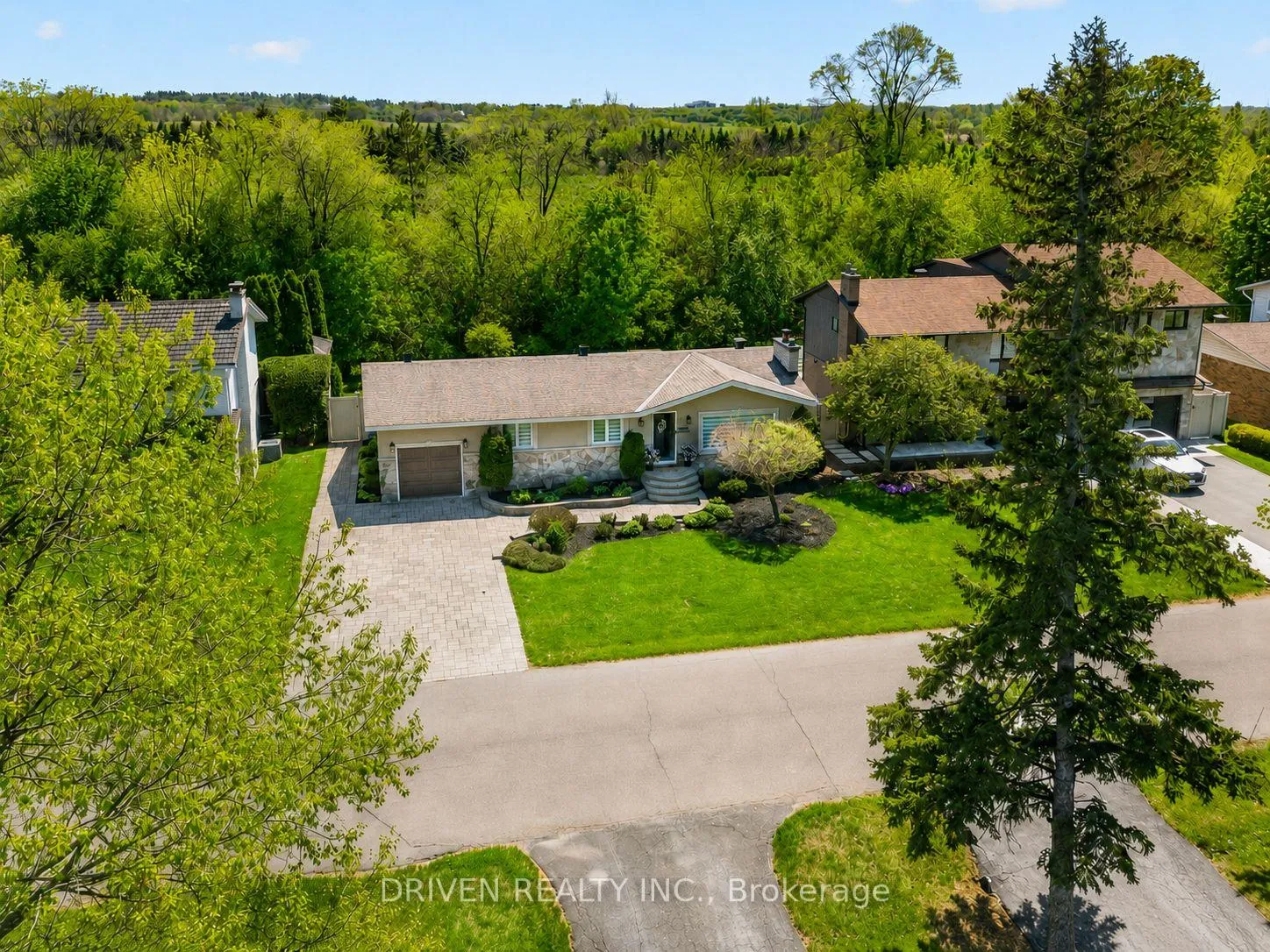 Photo 2 of 50 Aero Drive, Ottawa, Lakeview Park — HOMEH