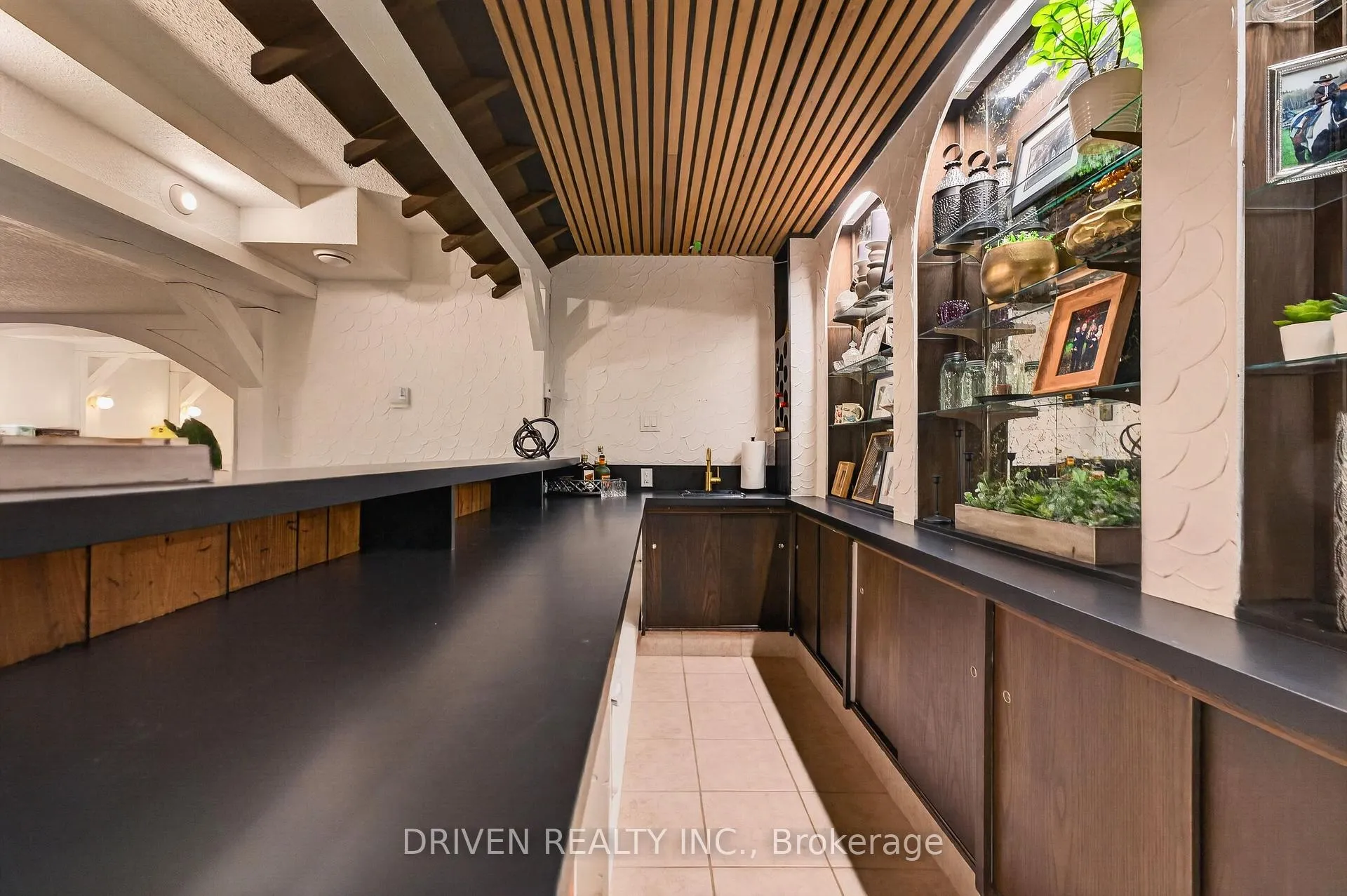 Photo 22 of 50 Aero Drive, Ottawa, Lakeview Park — HOMEH