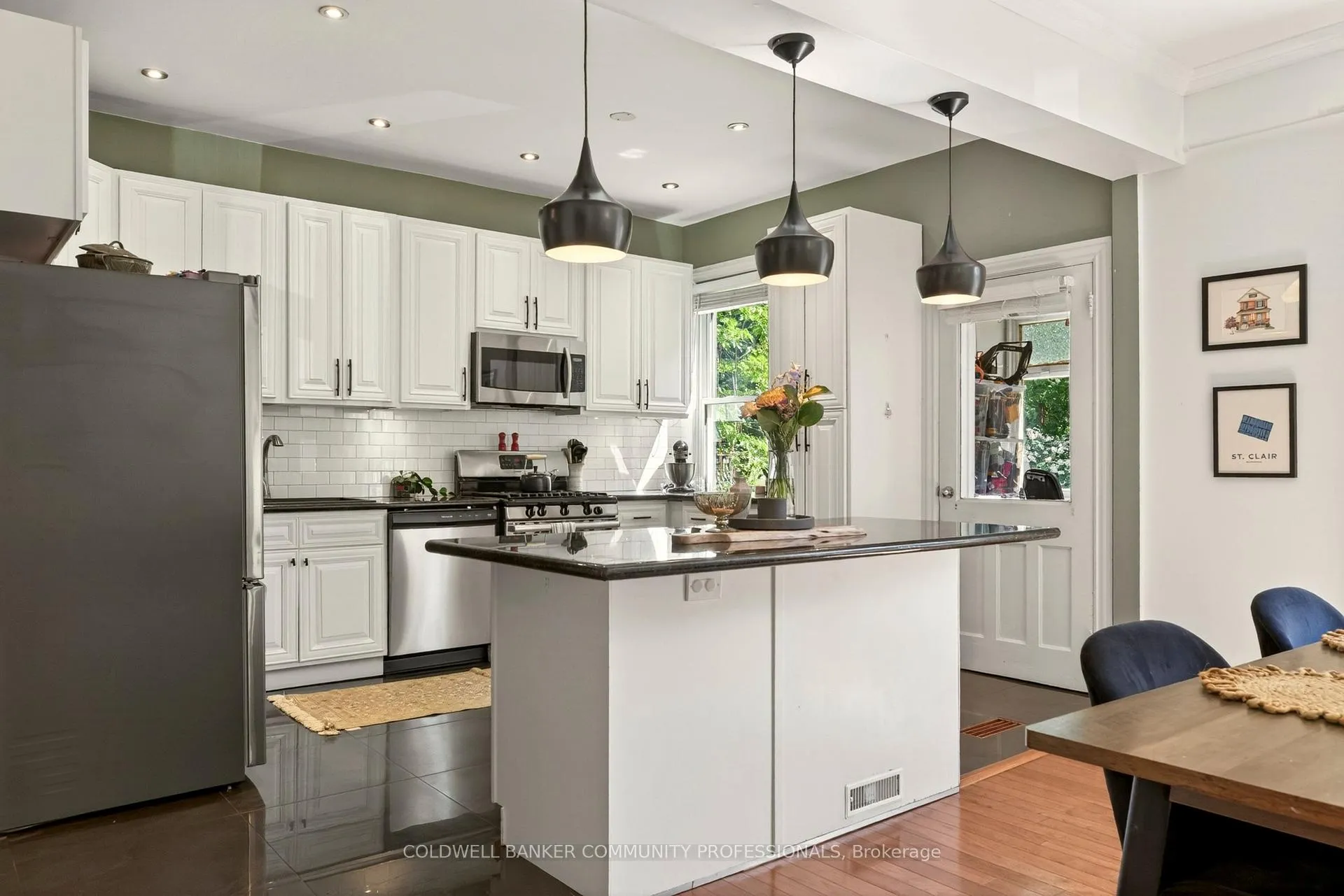 Photo 13 of 68 Delaware Avenue, Hamilton, St. Clair — HOMEH