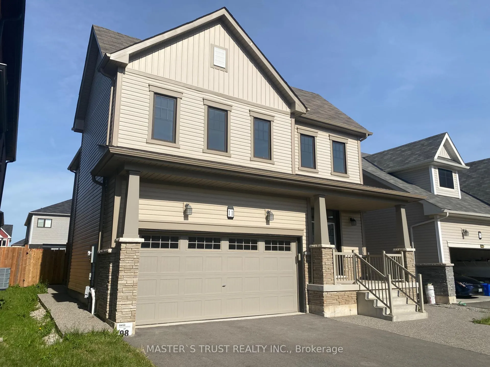Photo 2 of 11 Victory Drive, Thorold, Rolling Meadows — HOMEH