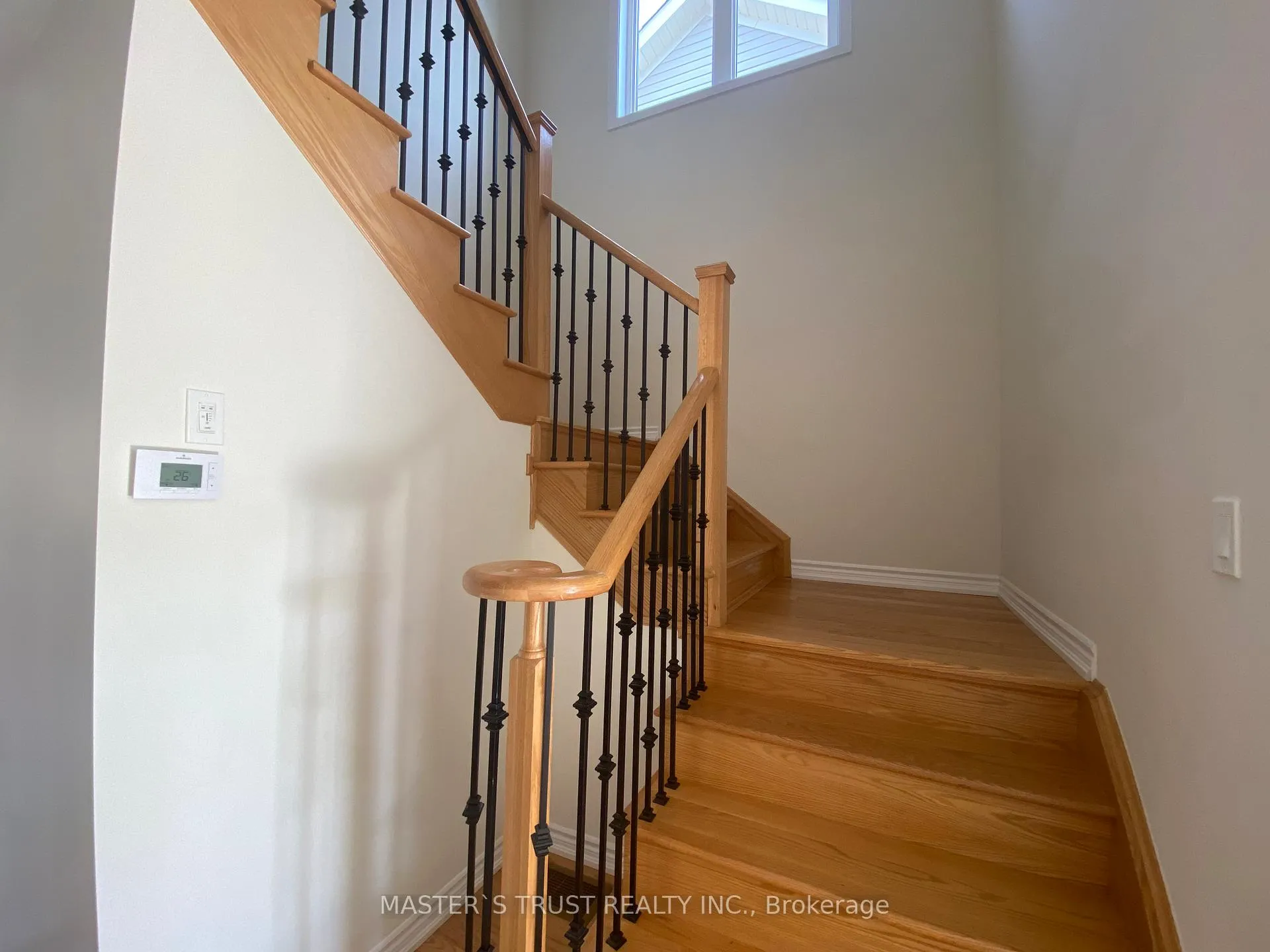 Photo 9 of 11 Victory Drive, Thorold, Rolling Meadows — HOMEH
