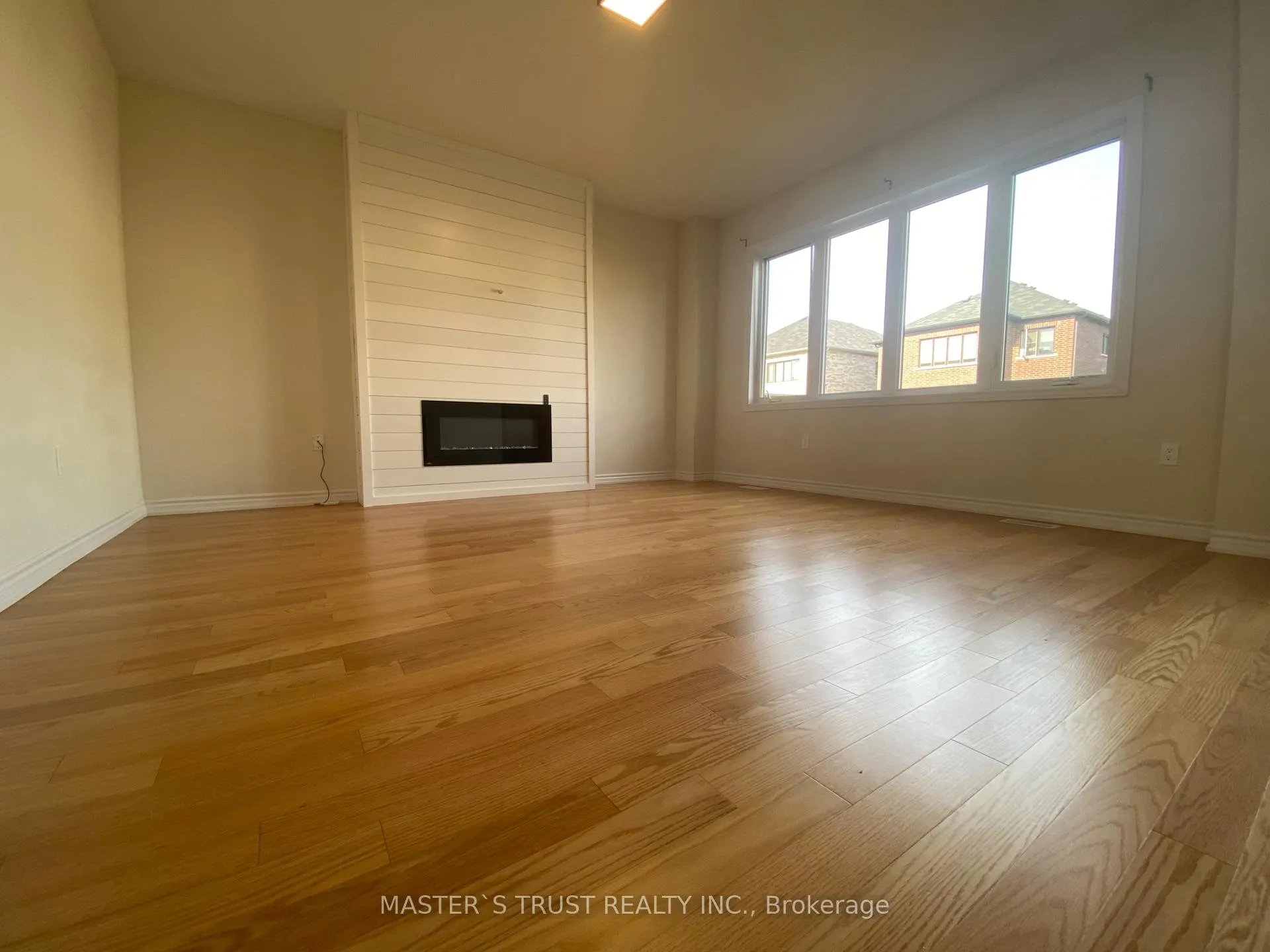 Photo 11 of 11 Victory Drive, Thorold, Rolling Meadows — HOMEH