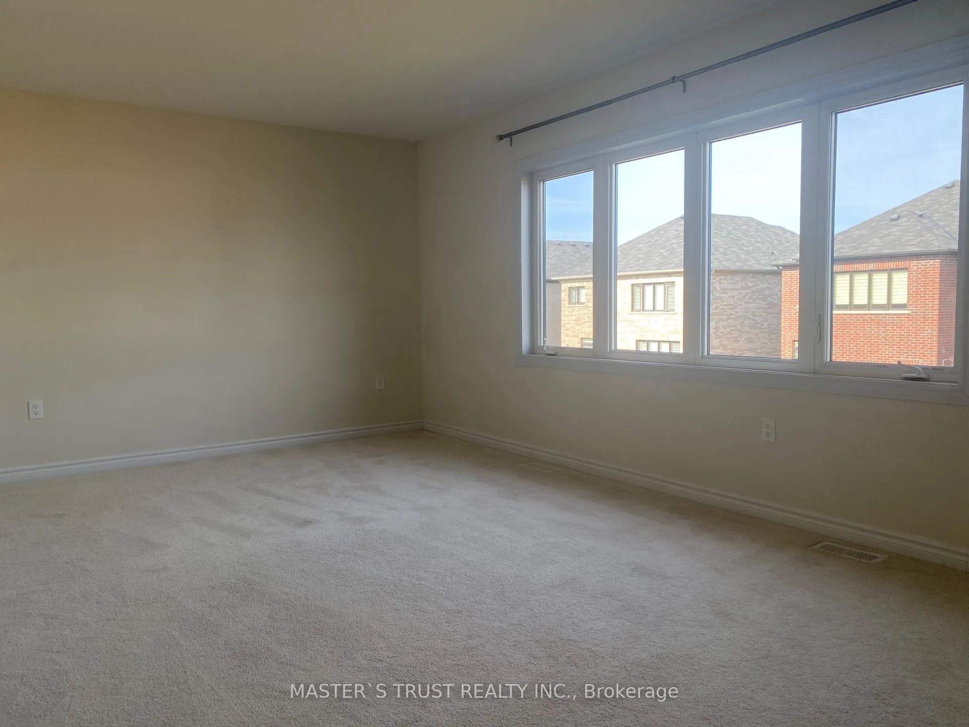 Photo 14 of 11 Victory Drive, Thorold, Rolling Meadows — HOMEH